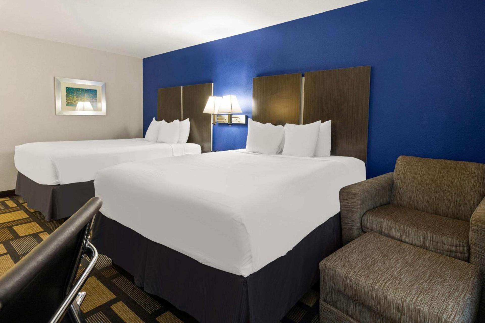 Best Western Galleria Inn & Suites photo 17