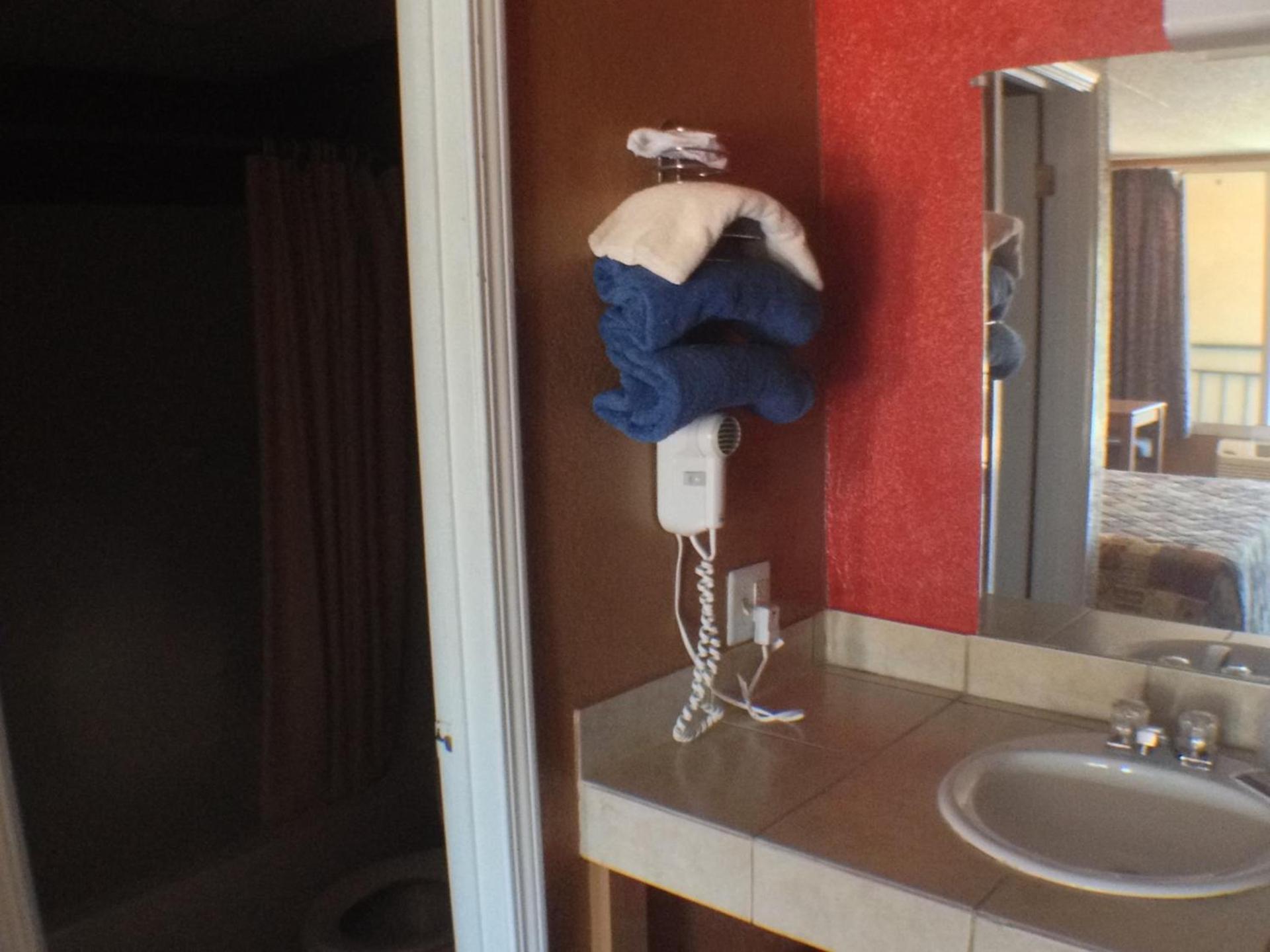 Budget Inn Motel photo 12