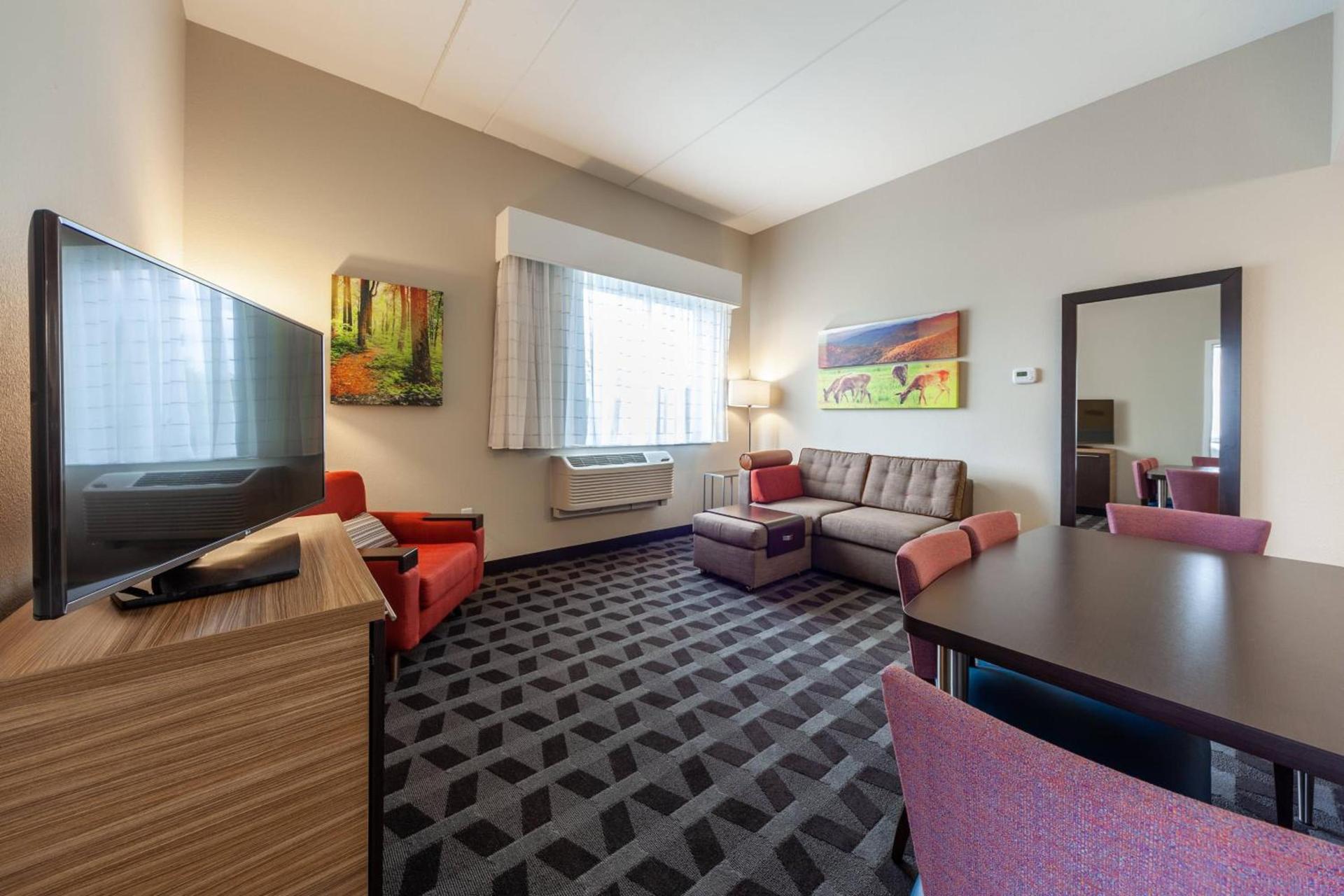 TownePlace Suites by Marriott Front Royal photo 18