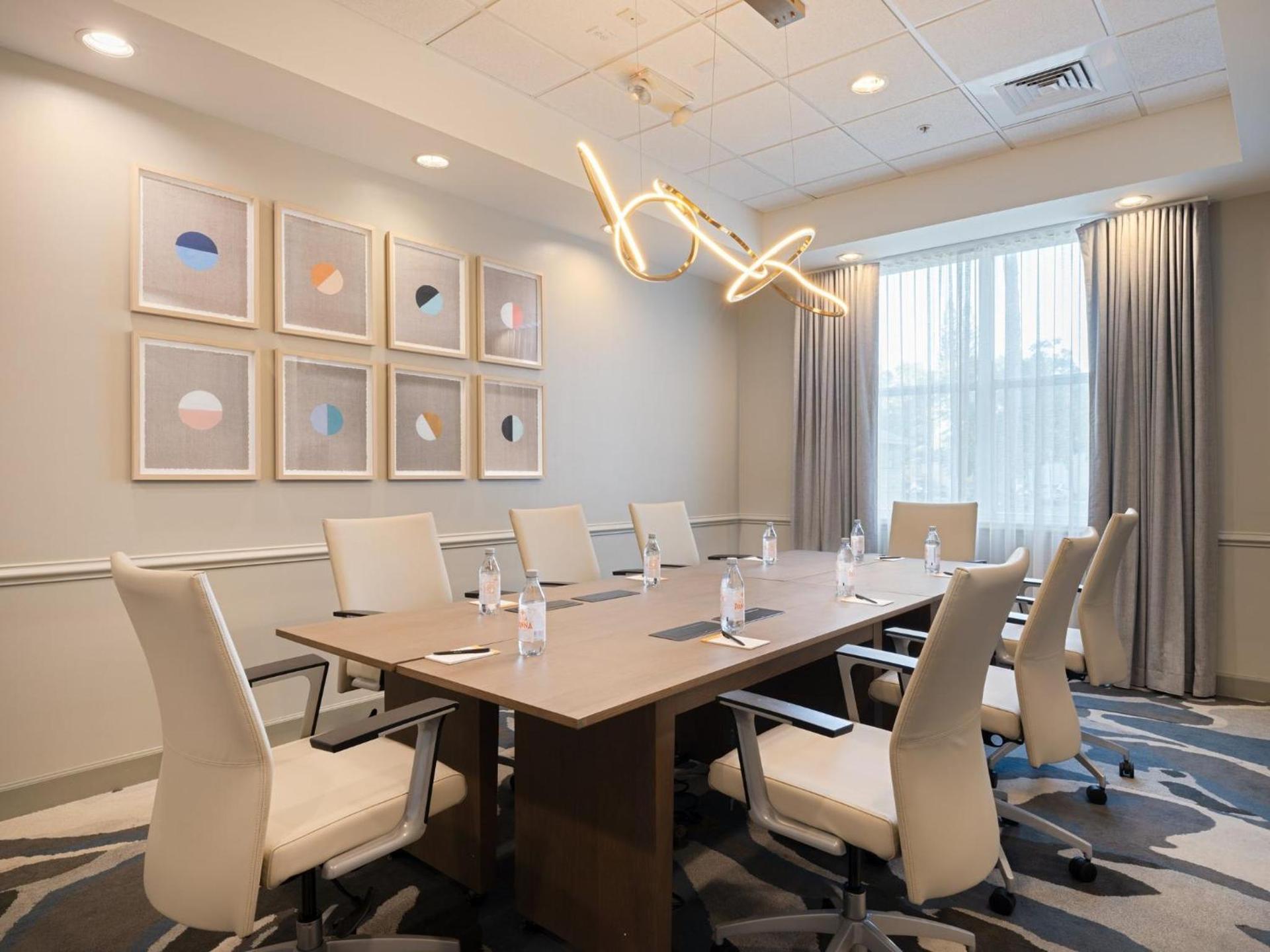 voco Sarasota by IHG photo 21