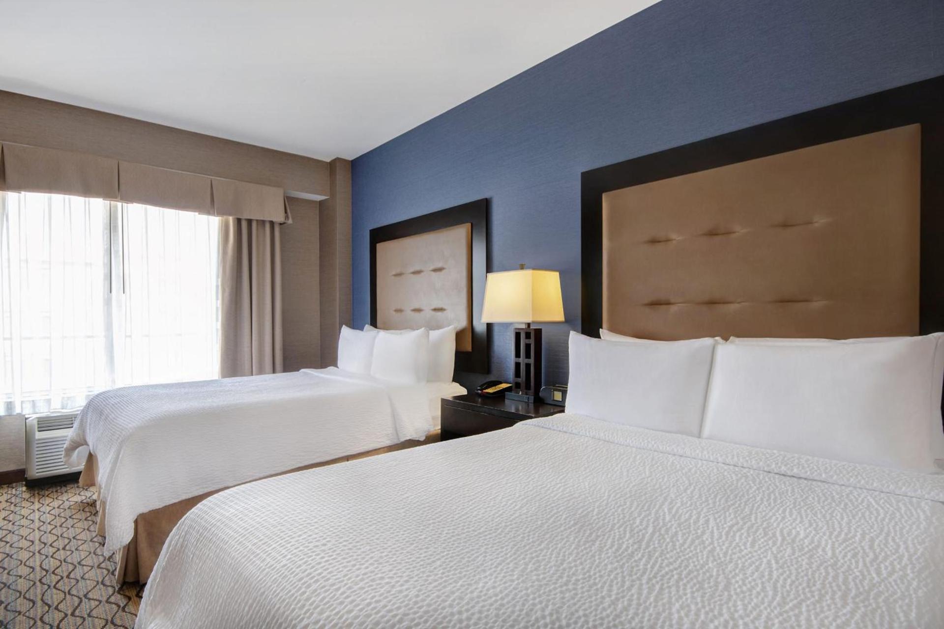 Holiday Inn Detroit Metro Airport by IHG photo 38