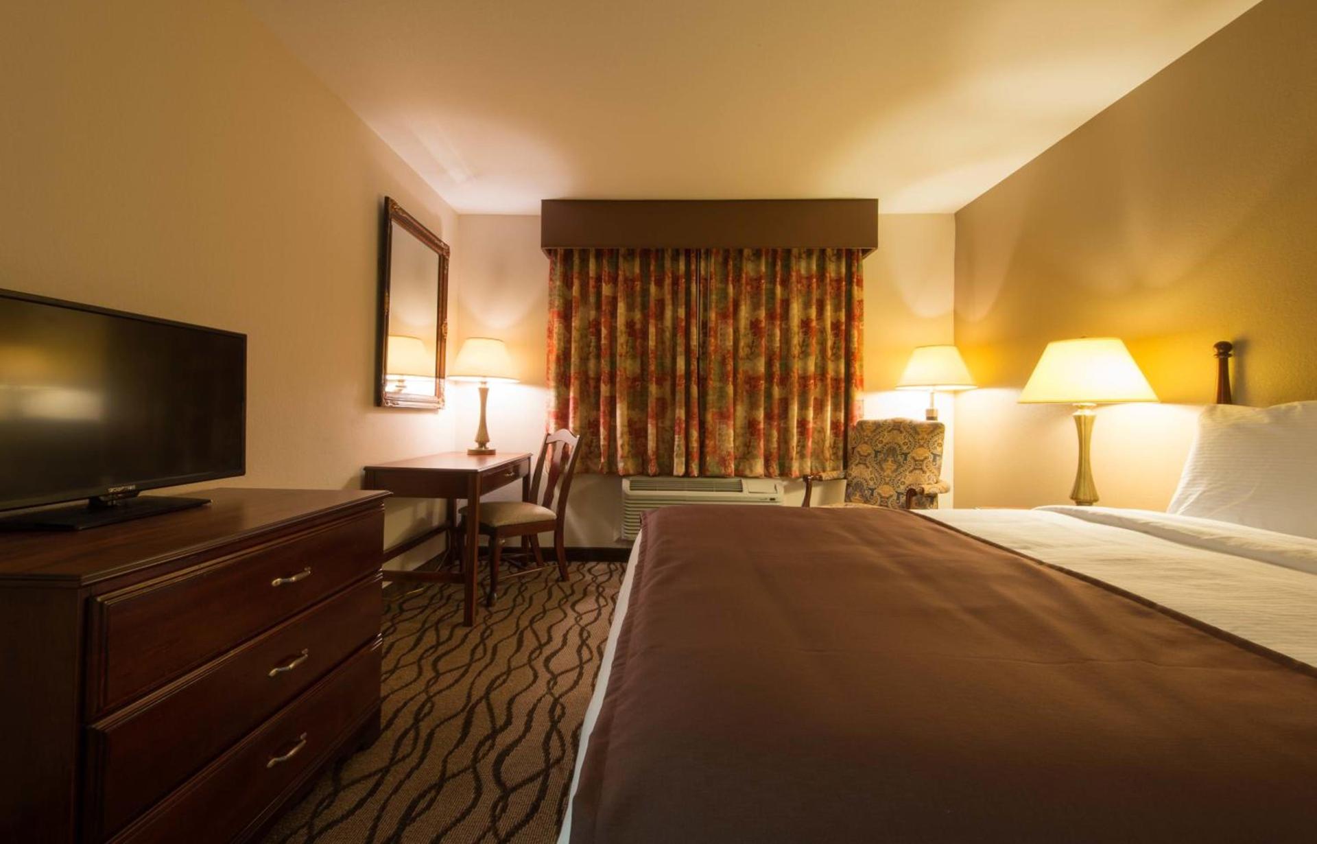 Country Hearth Inn-Toccoa photo 5