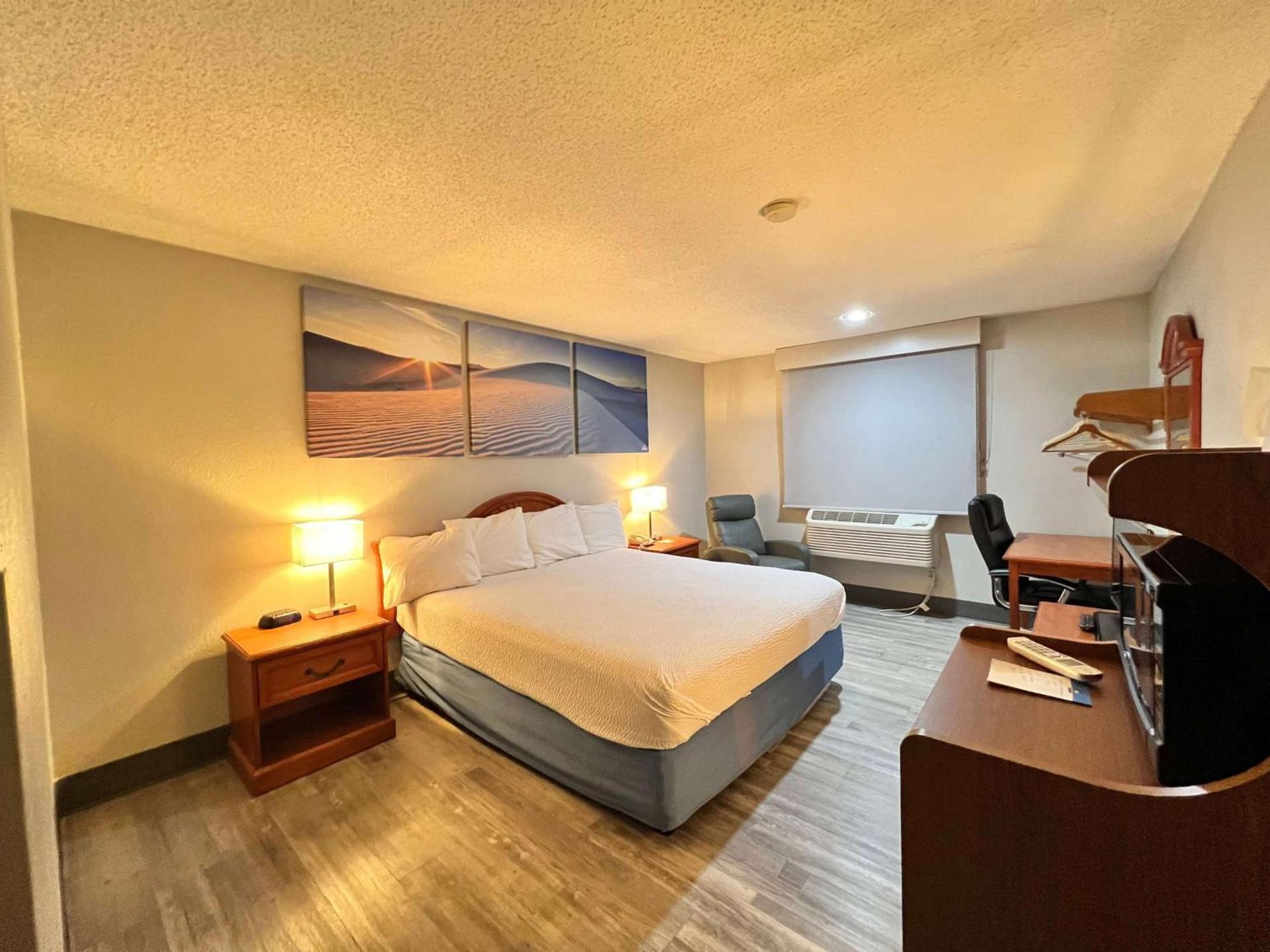 Antelope Inn & Suites photo 8
