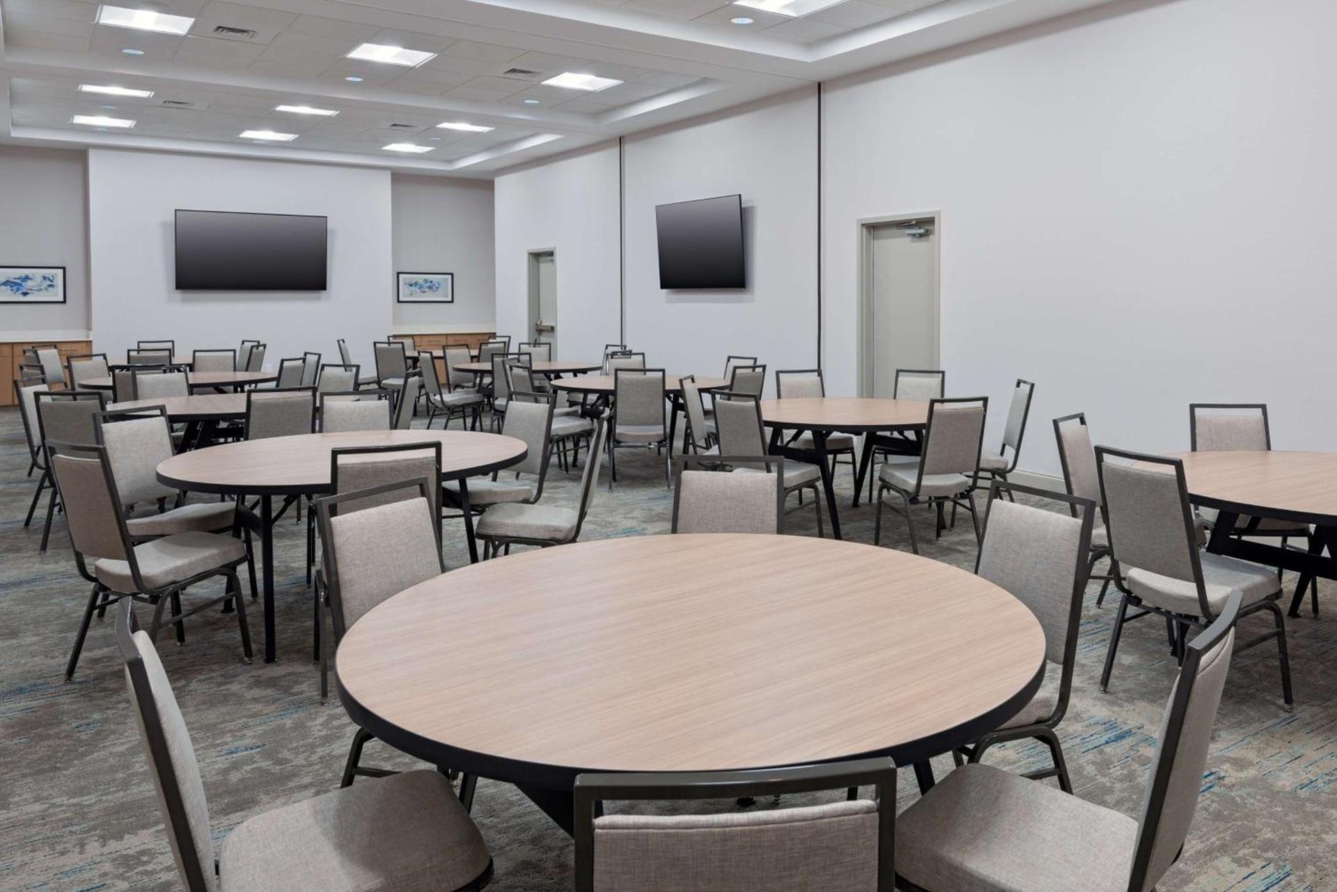 Hilton Garden Inn Charlotte Uptown photo 34