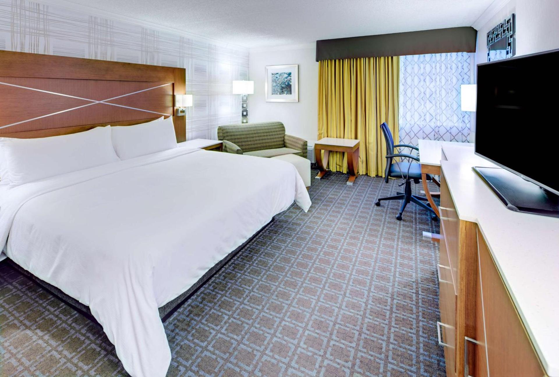 DoubleTree by Hilton Madison Downtown photo 27