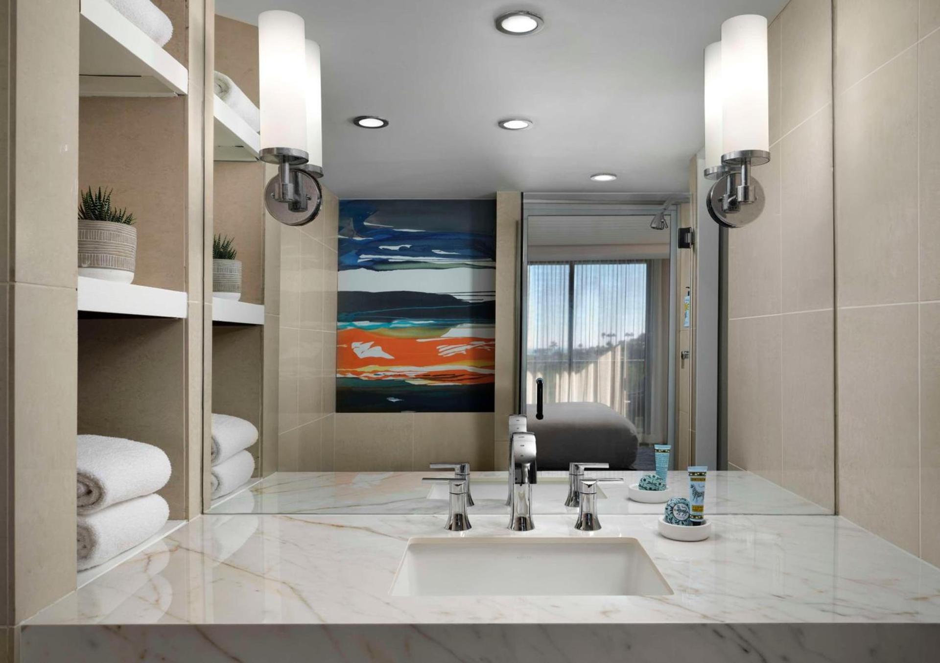 Hotel La Jolla, Curio Collection by Hilton photo 28