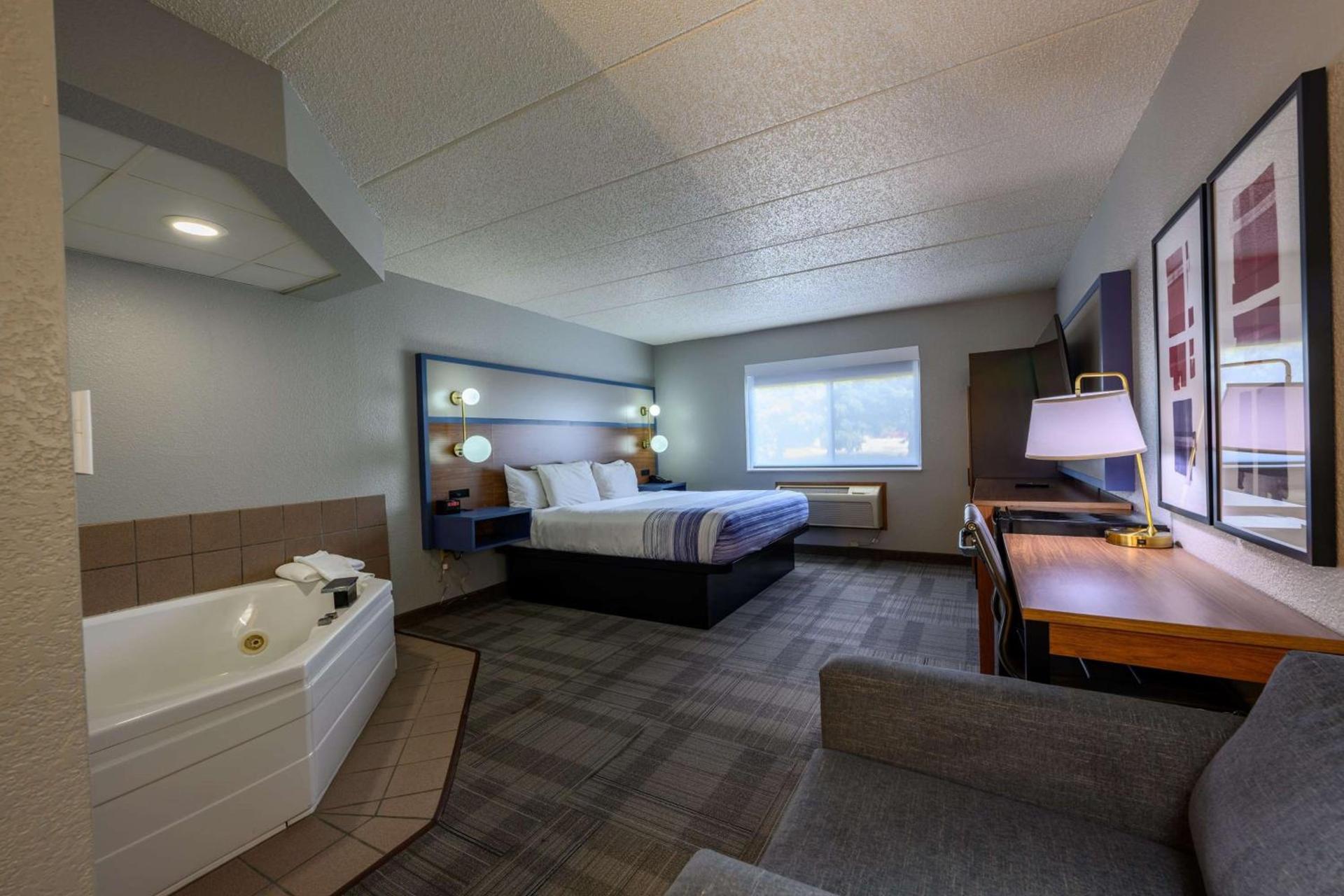 AmericInn by Wyndham Monroe photo 49