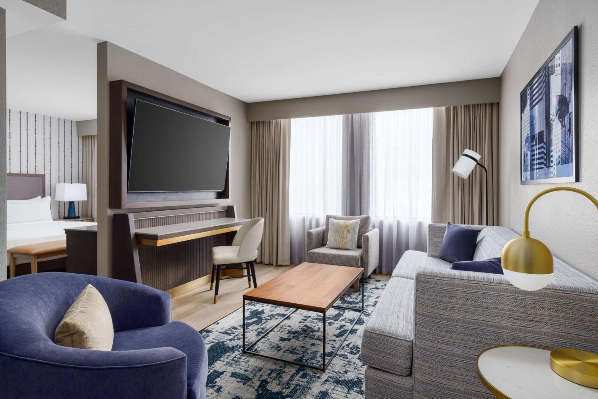 DoubleTree by Hilton Charlotte City Center photo 54