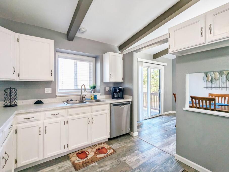 The Peakview Mirage [Newly Renovated Near USAFA] photo 29