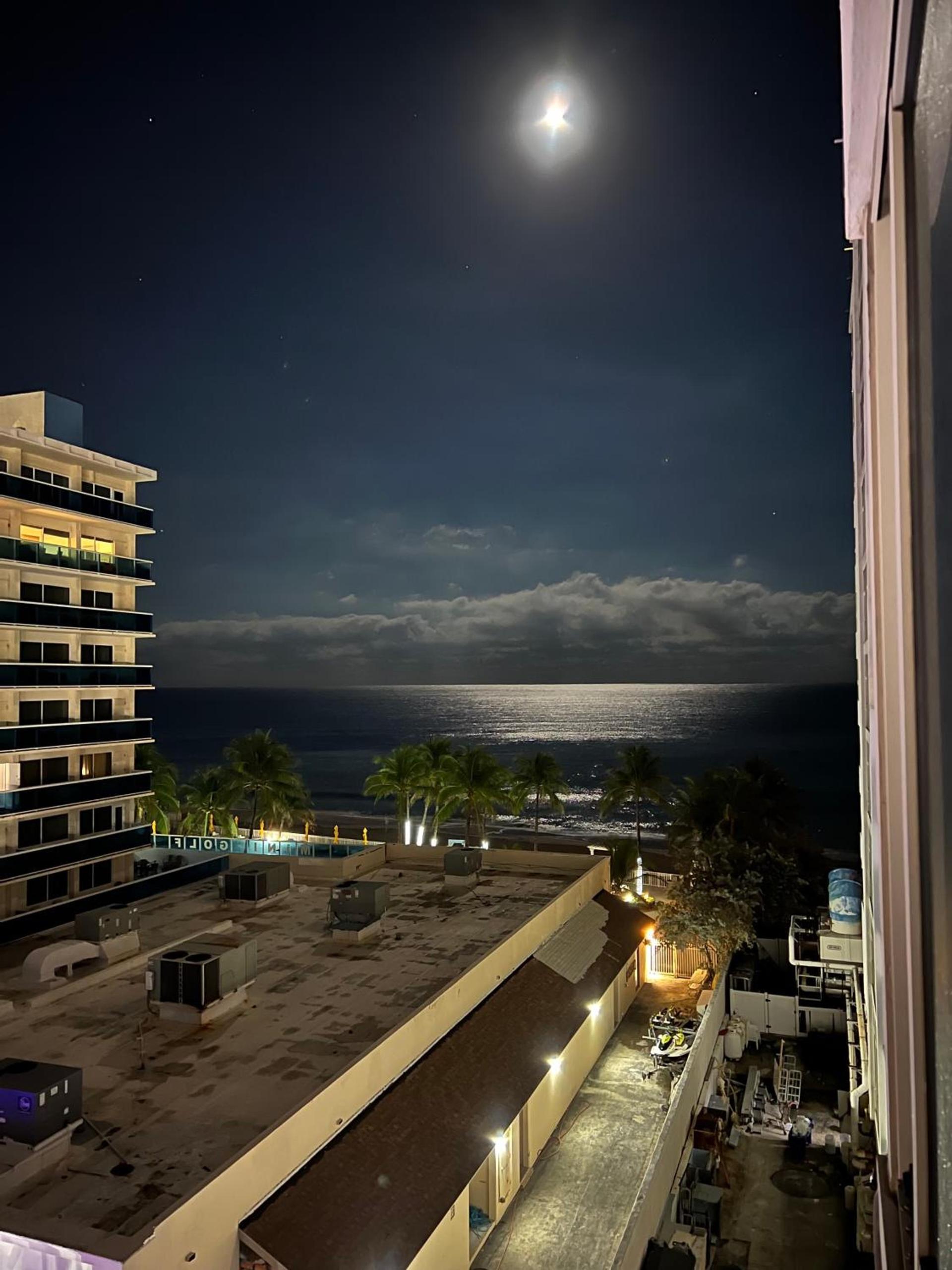Oceanview on SAND located in Ocean Manor Resort Fort Lauderdale Beach 2 bed 2 bath spacious corner unit partial ocean view photo 30