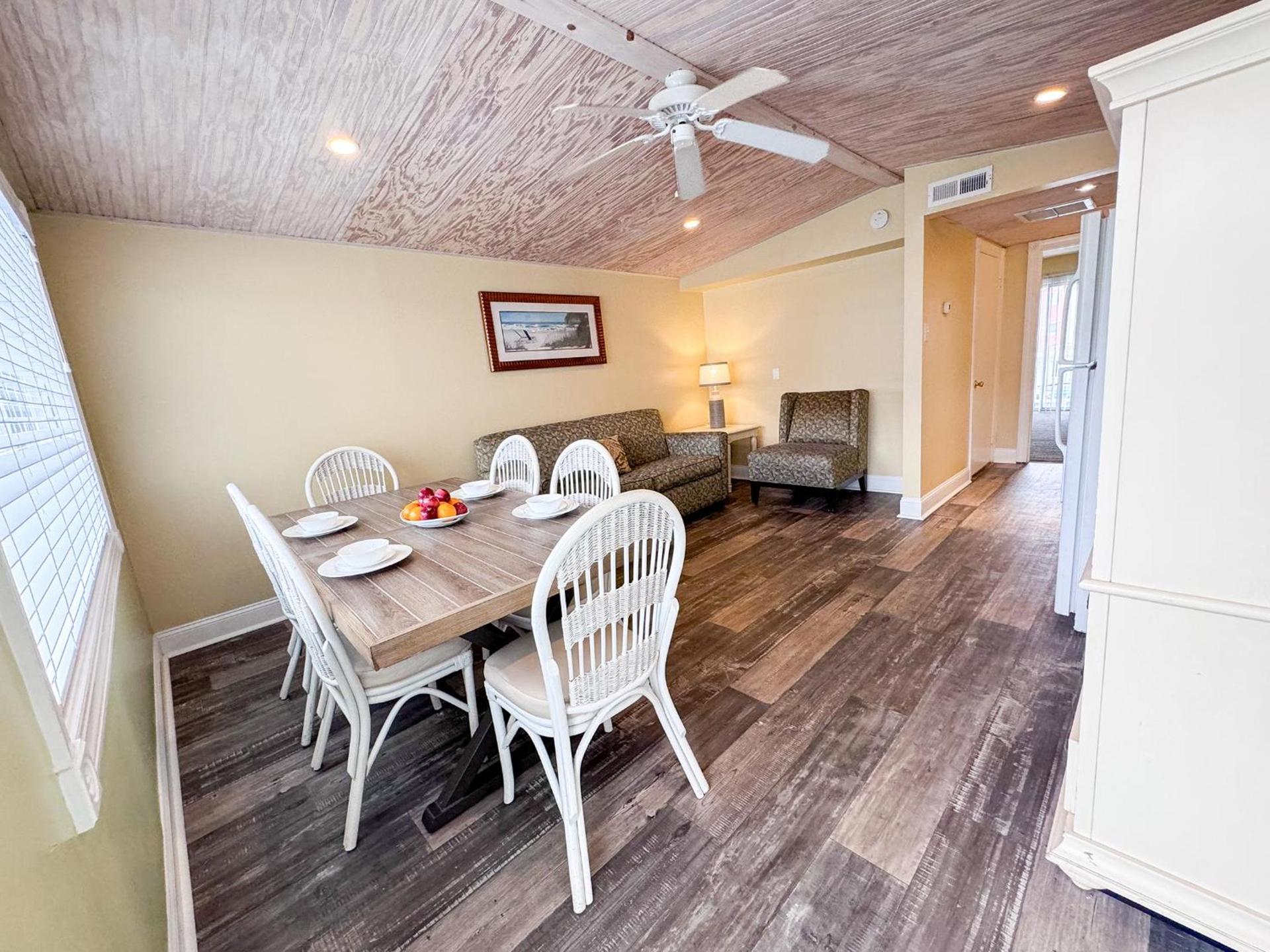 Aqua Beach Hotel photo 15