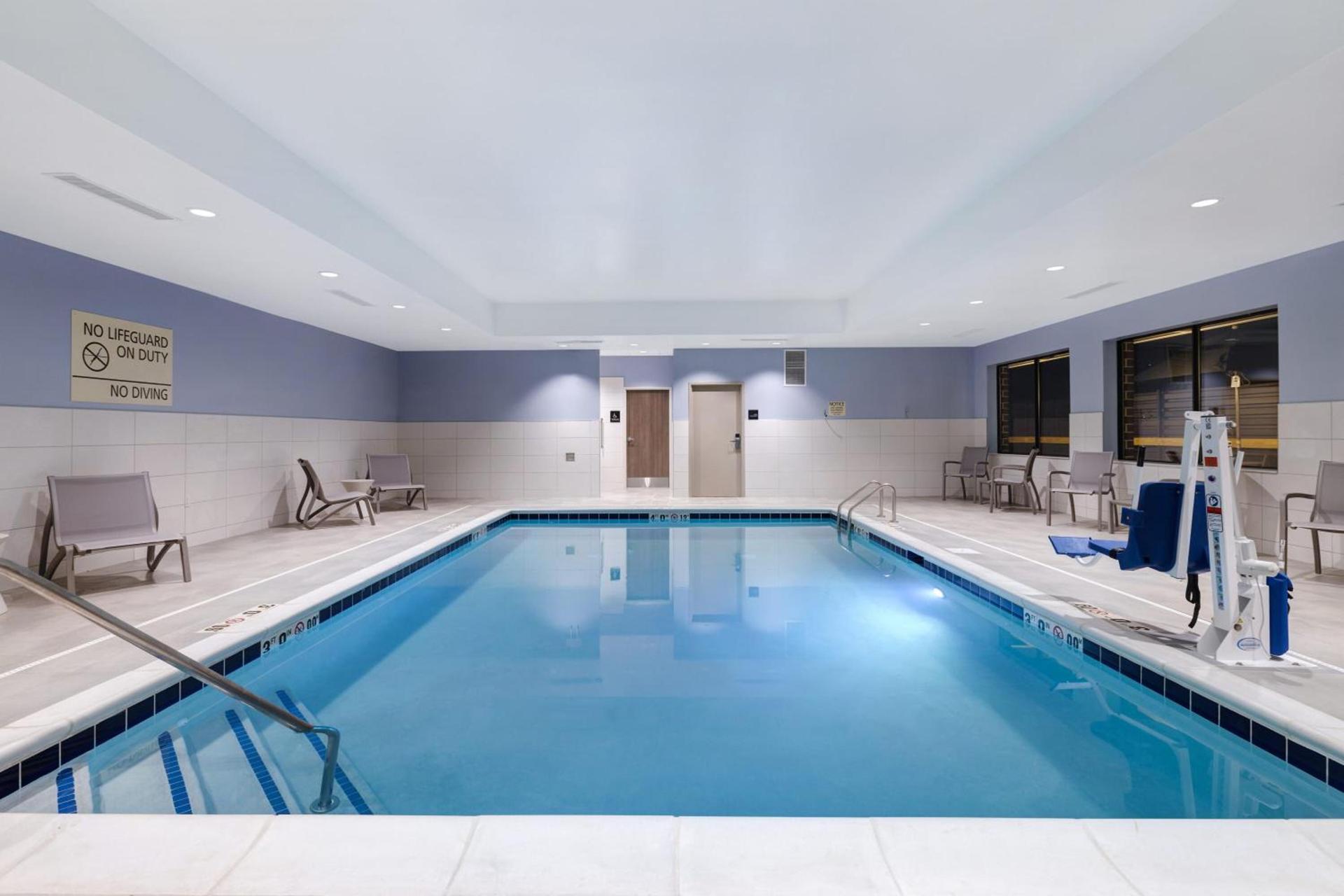 Hampton Inn Chicago Orland Park photo 19