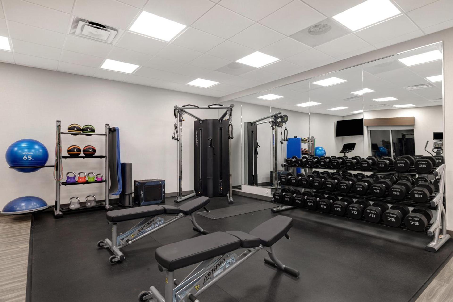 Hampton Inn Chicago Orland Park photo 21