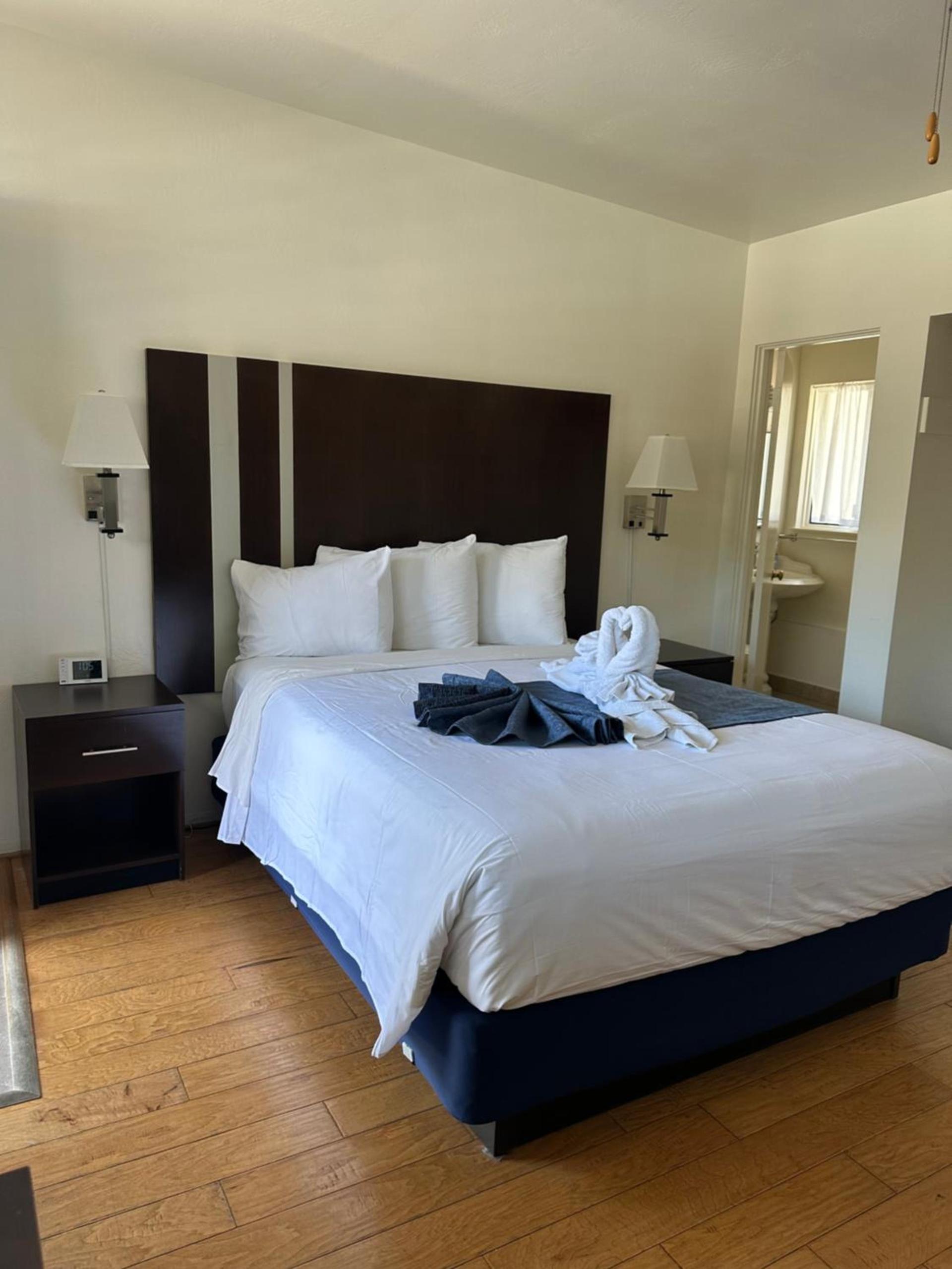 Cambria Palms Motel photo 5