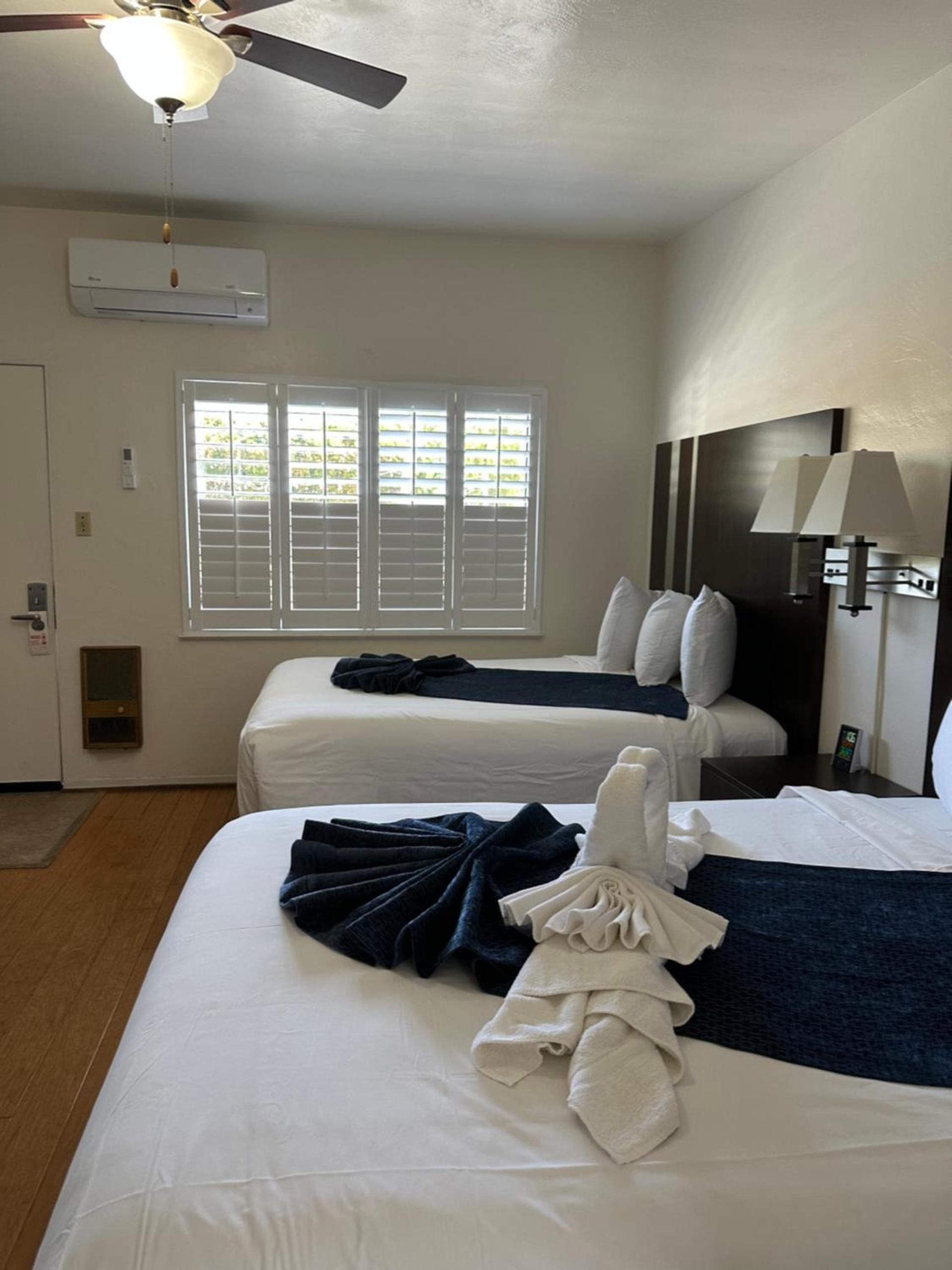 Cambria Palms Motel photo 38