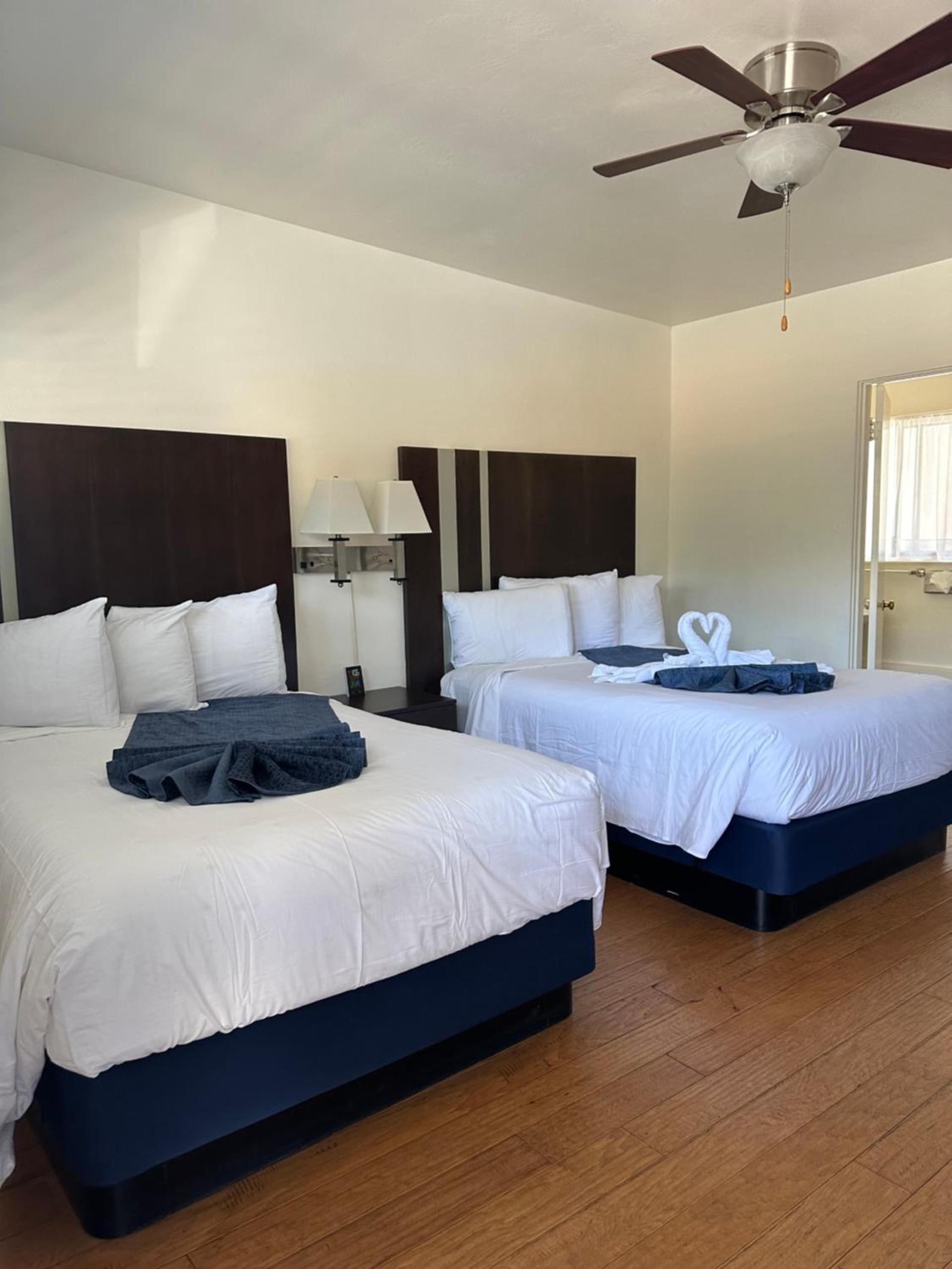 Cambria Palms Motel photo 2