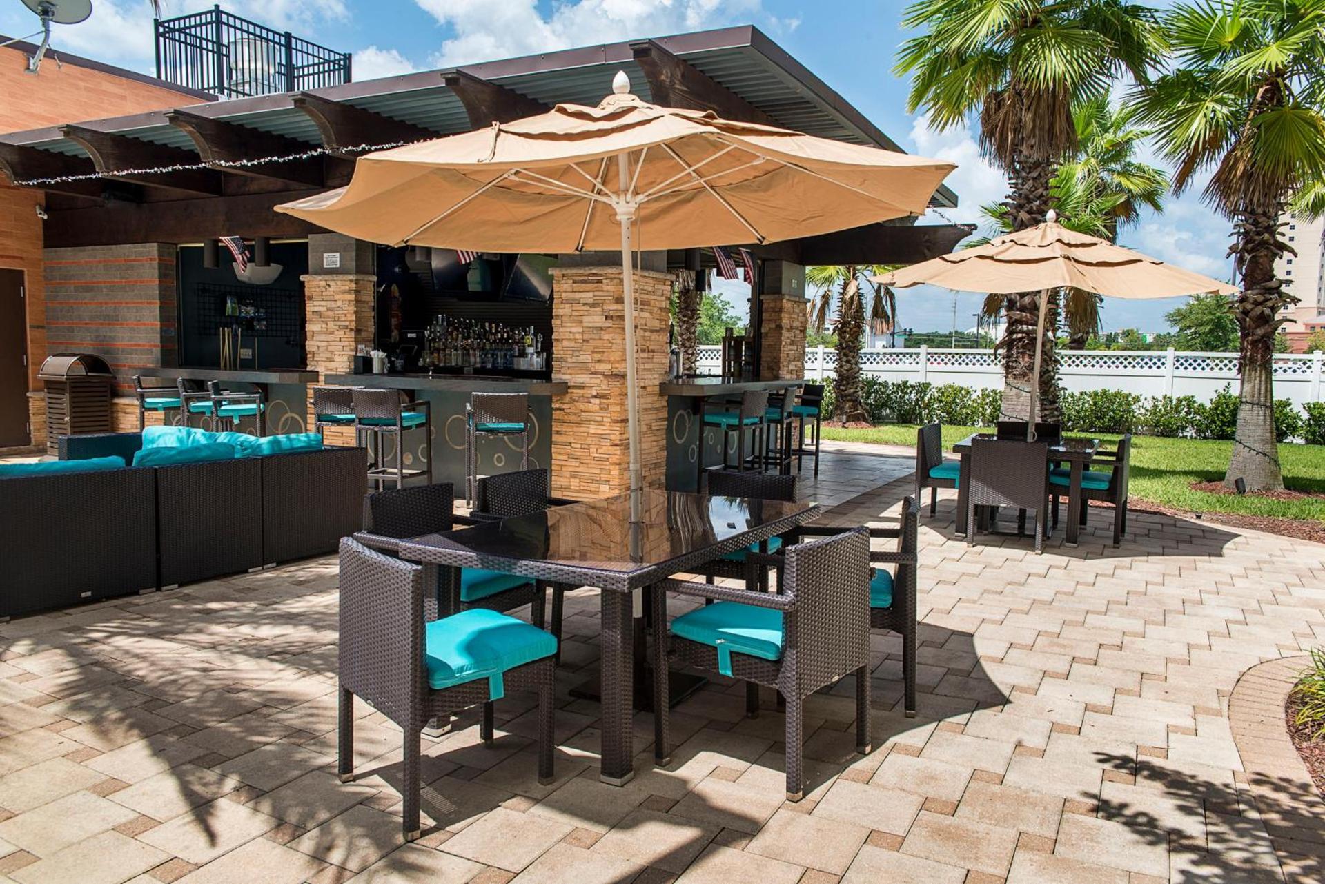 The Point Hotel & Suites Universal photo 28