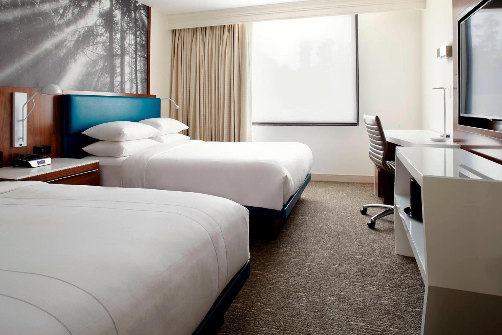Raleigh Marriott Crabtree Valley photo 9