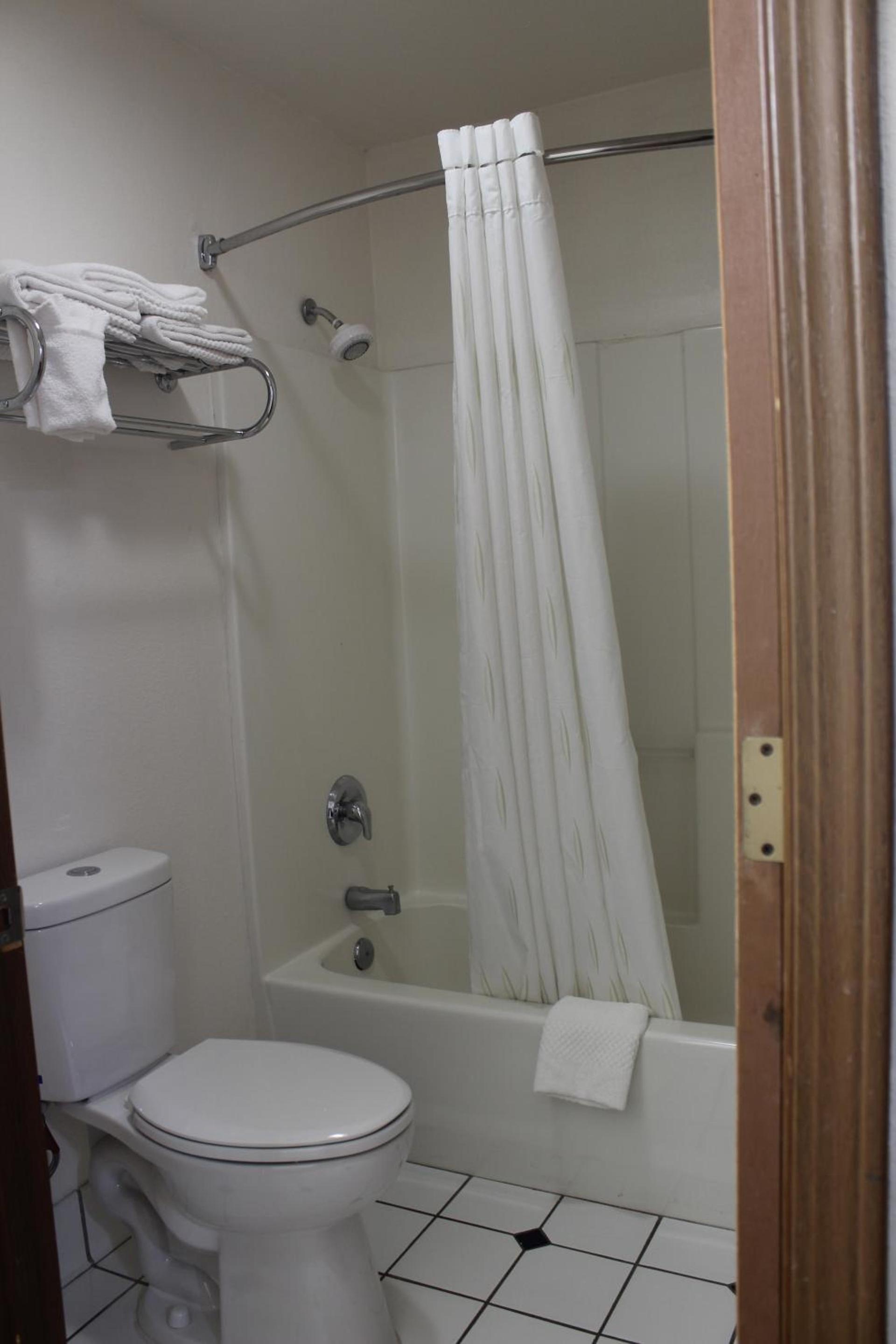 Rodeway Inn Tucumcari photo 89