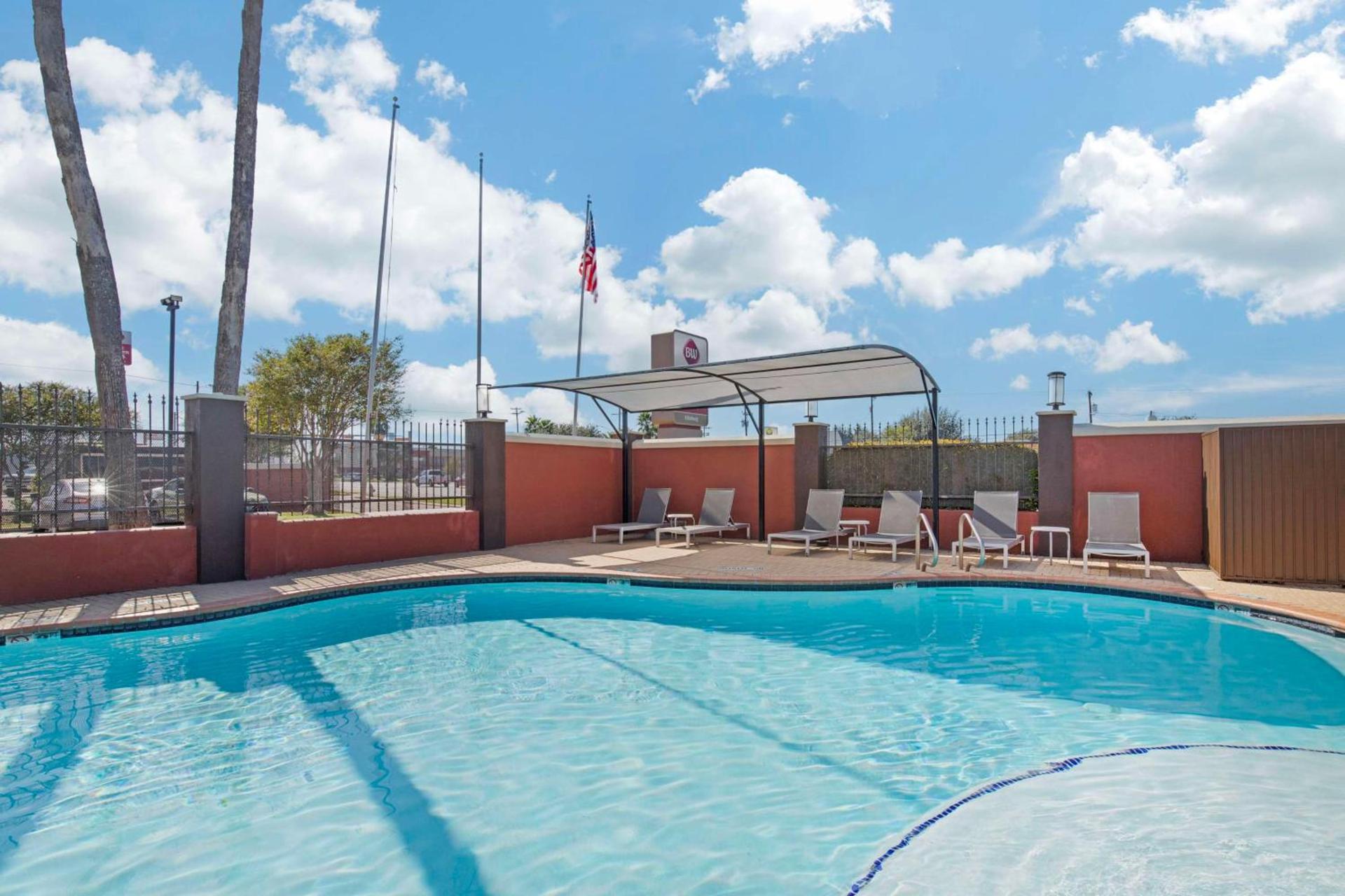 Best Western Plus Edinburg Inn & Suites photo 40