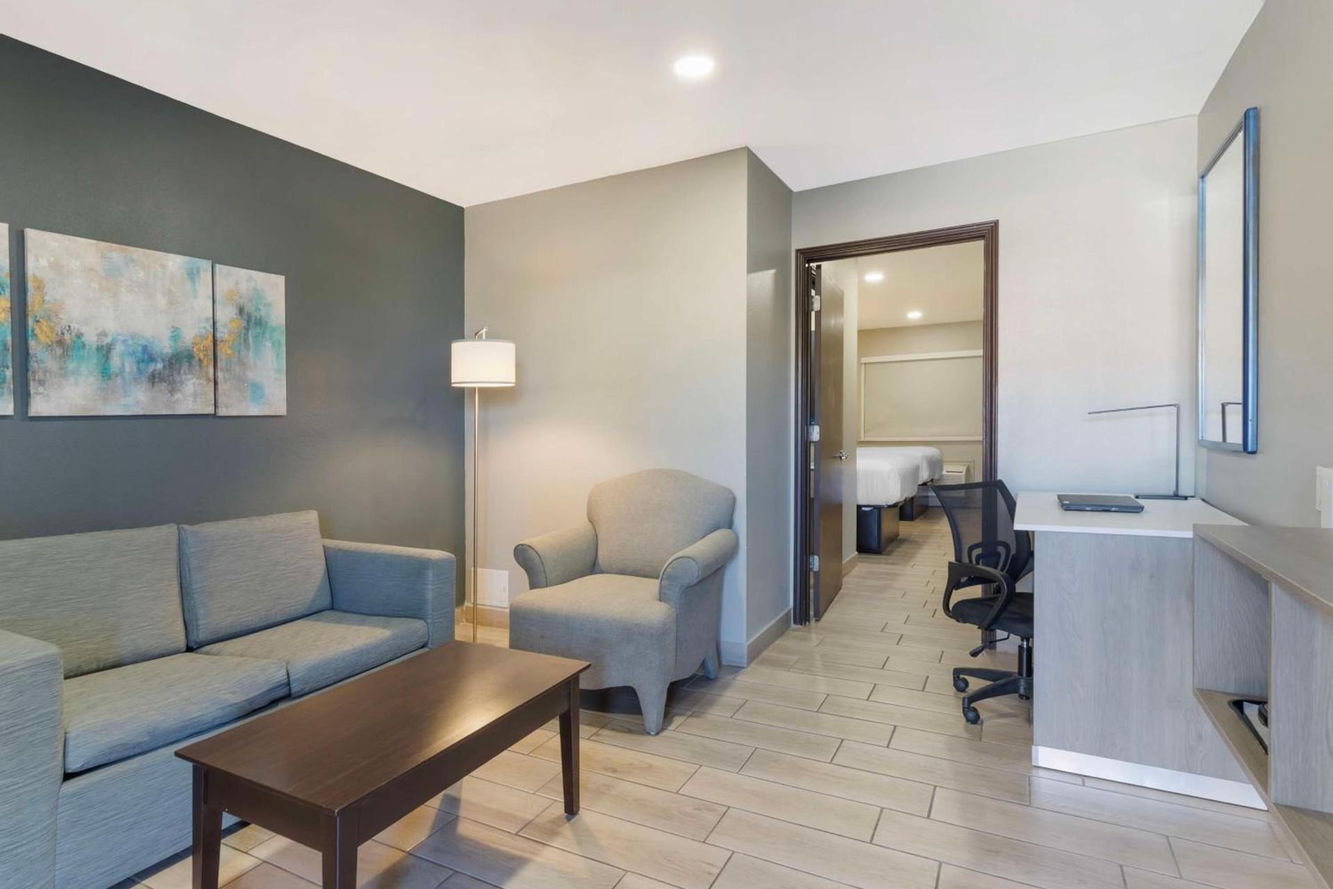 Best Western Plus Edinburg Inn & Suites photo 21