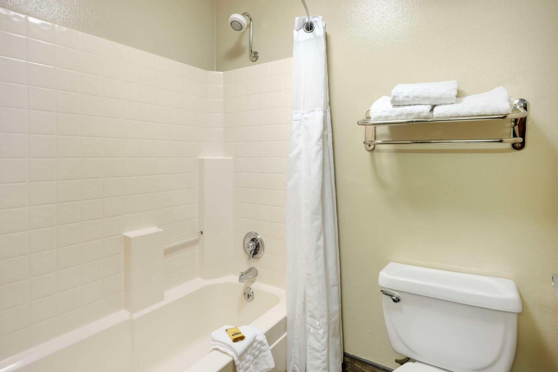 Best Western PLUS Walla Walla Suites Inn photo 27
