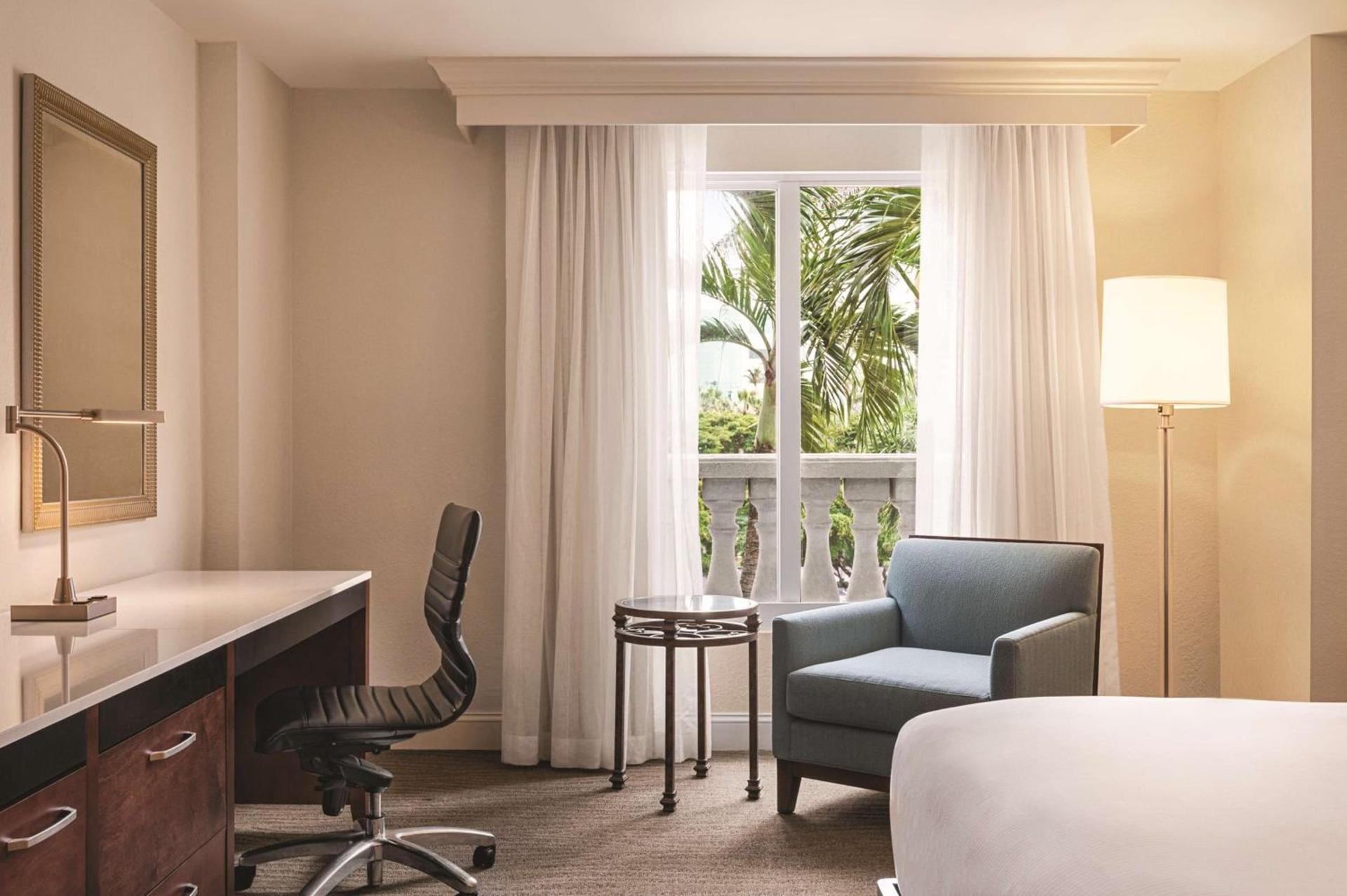 Hilton Naples photo 11