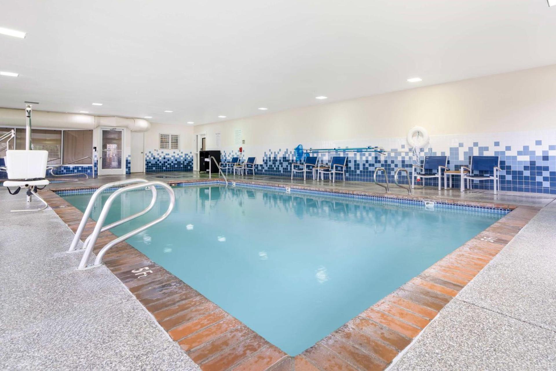 Best Western Bend North photo 6