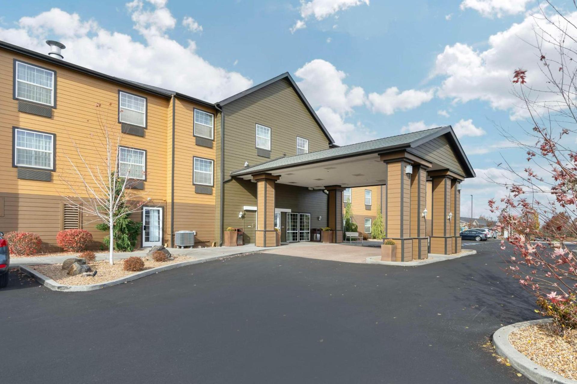 Best Western Bend North photo 42