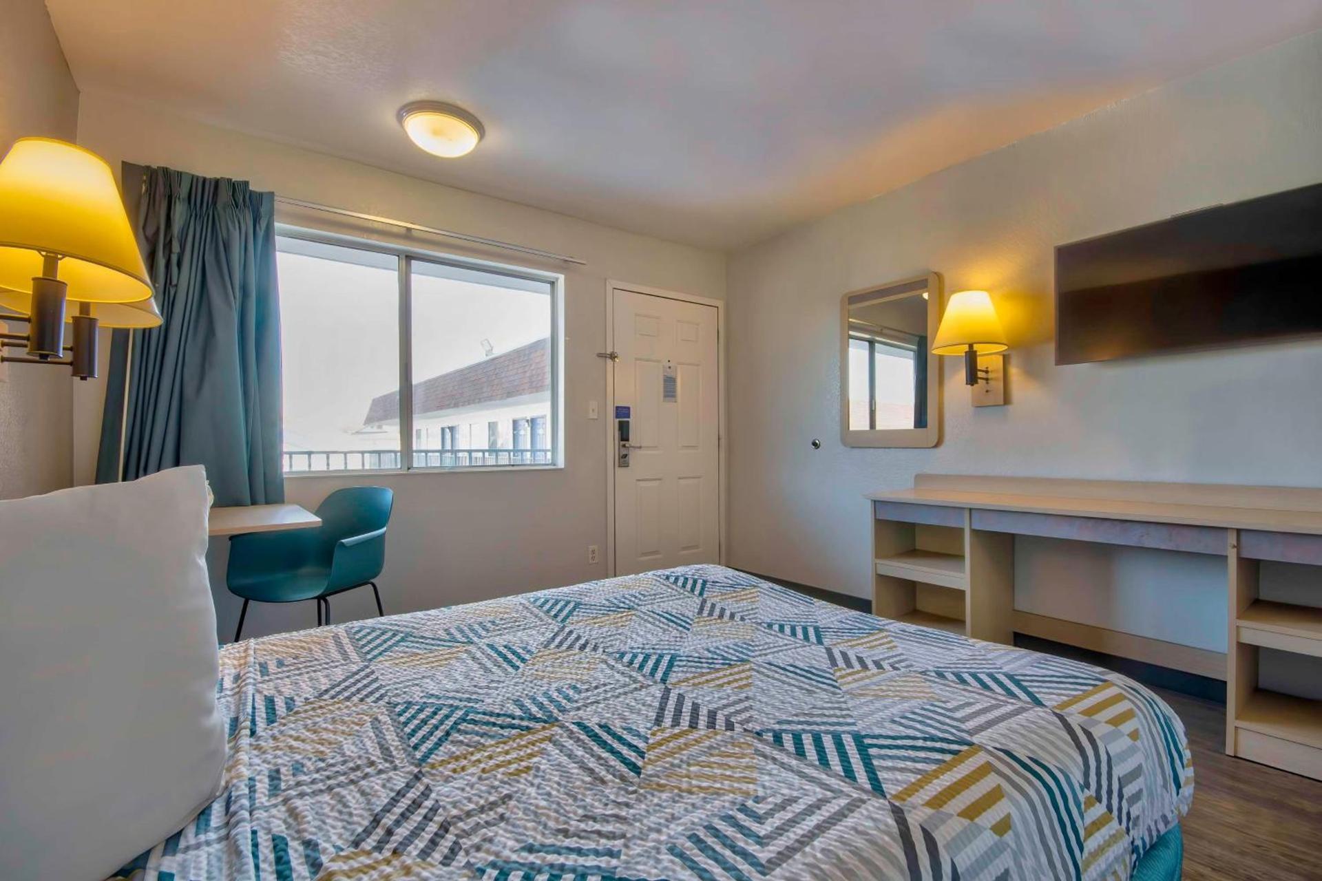 Motel 6-Farmington, NM photo 16