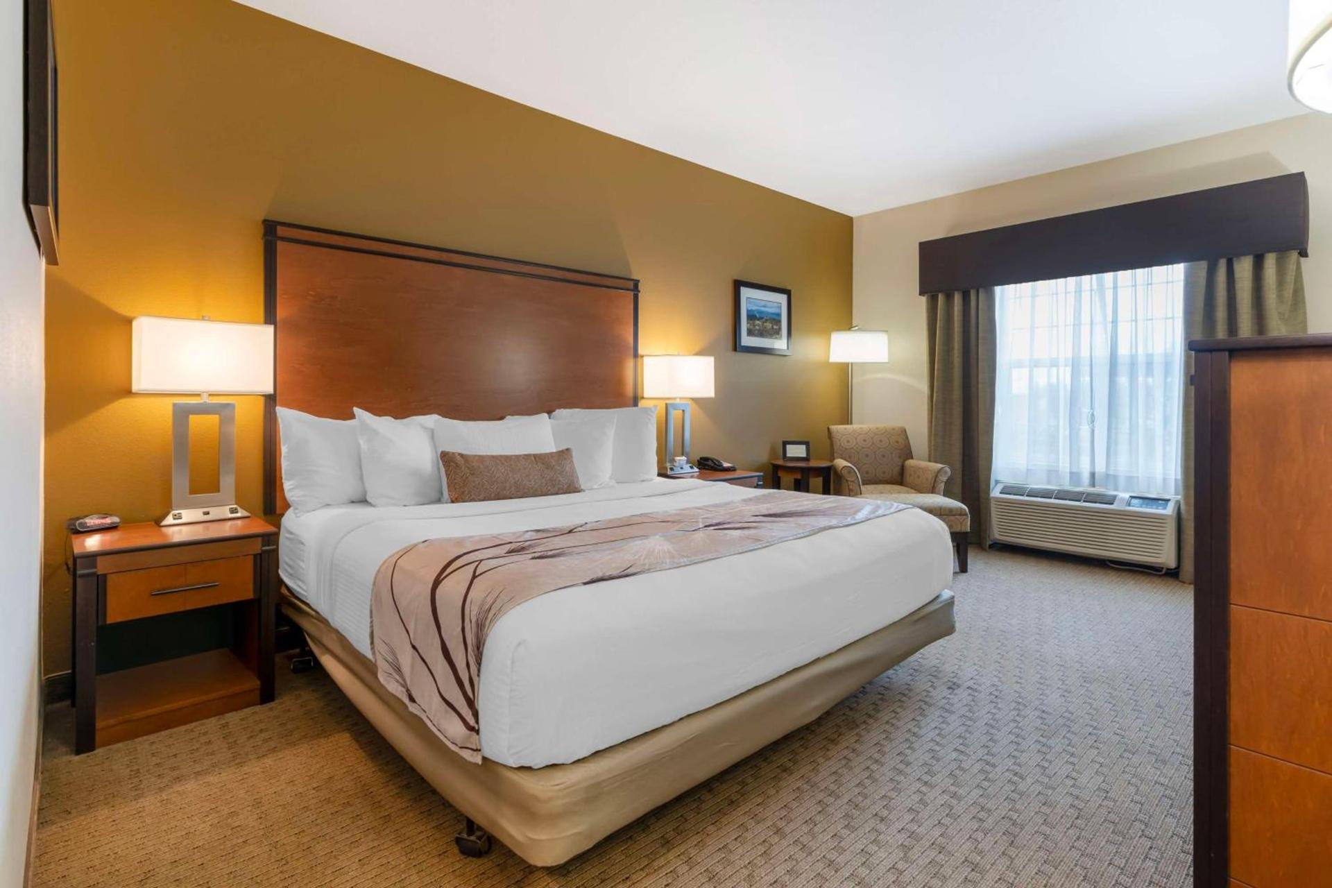 Best Western Bend North photo 21