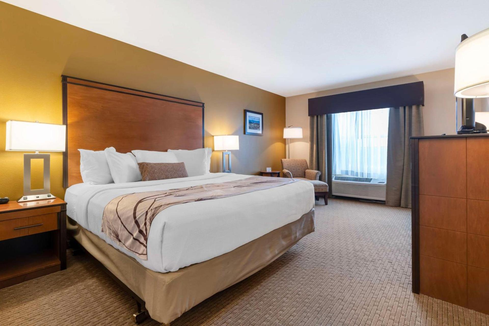 Best Western Bend North photo 32