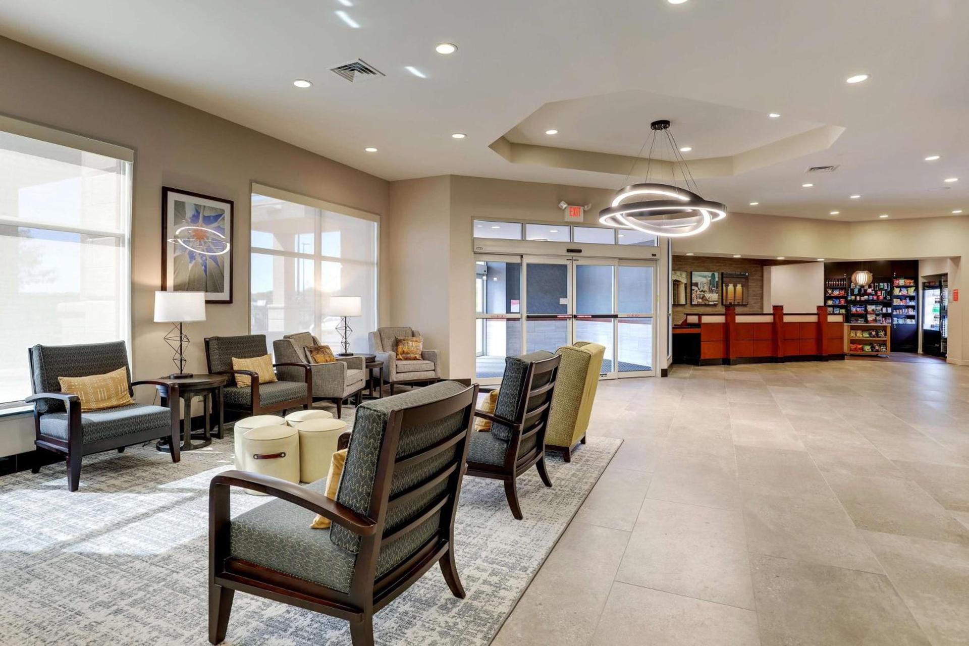 Drury Inn & Suites Independence Kansas City photo 4