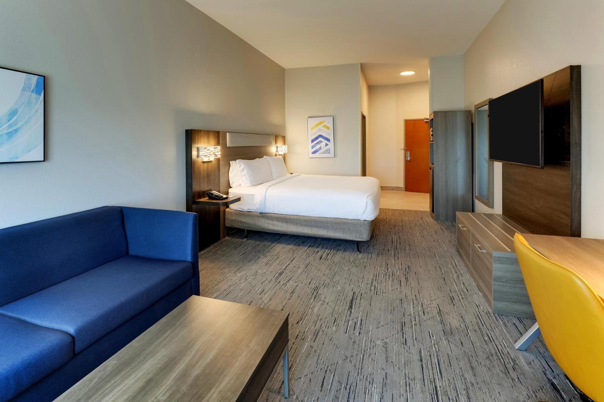 Holiday Inn Express Leland - Wilmington Area by IHG photo 71