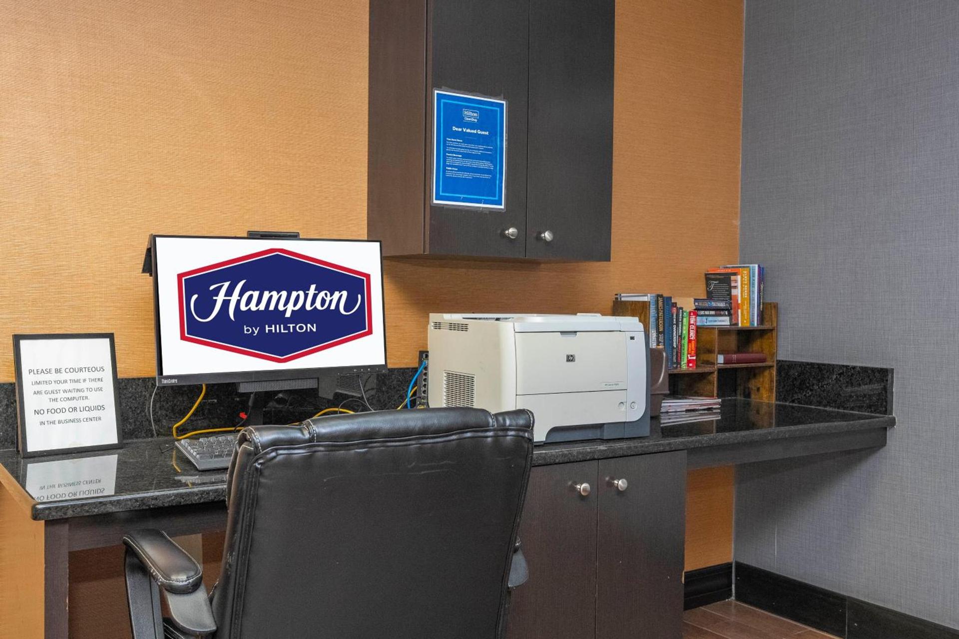 Hampton Inn by Hilton Spring Hill photo 16