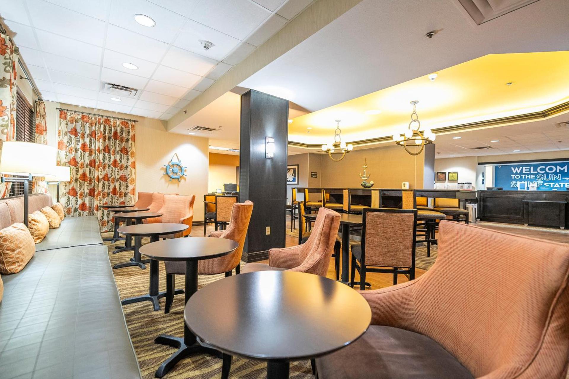 Hampton Inn by Hilton Spring Hill photo 32