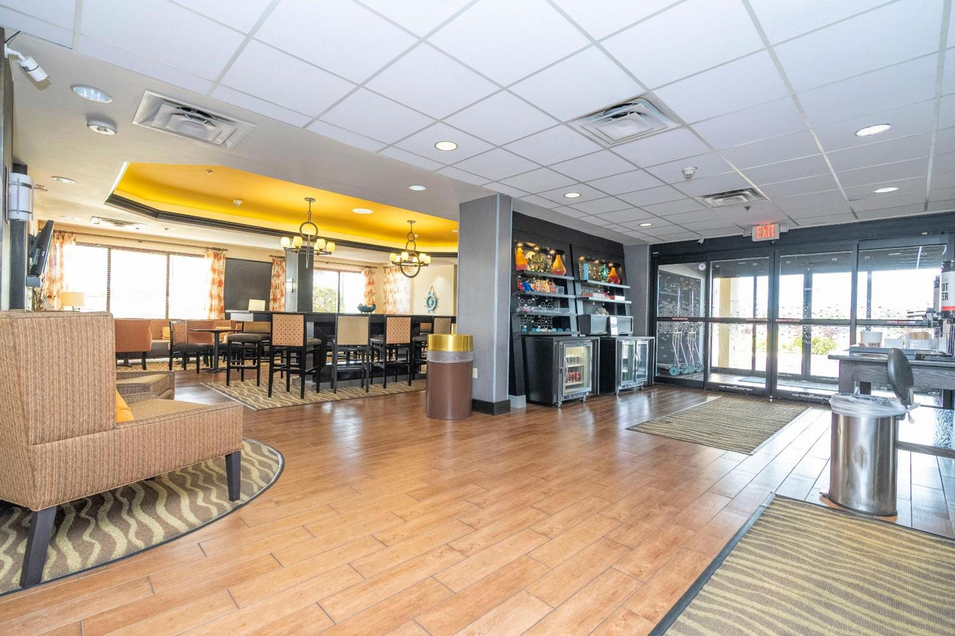 Hampton Inn by Hilton Spring Hill photo 34