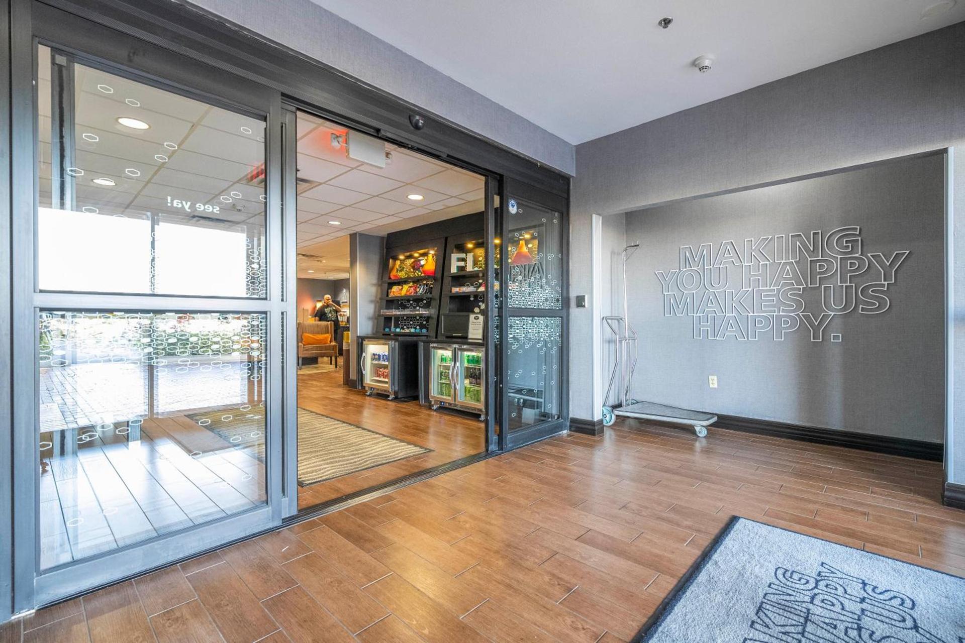 Hampton Inn by Hilton Spring Hill photo 42
