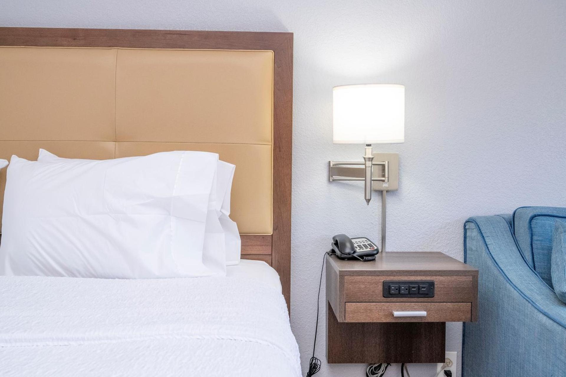 Hampton Inn by Hilton Spring Hill photo 66