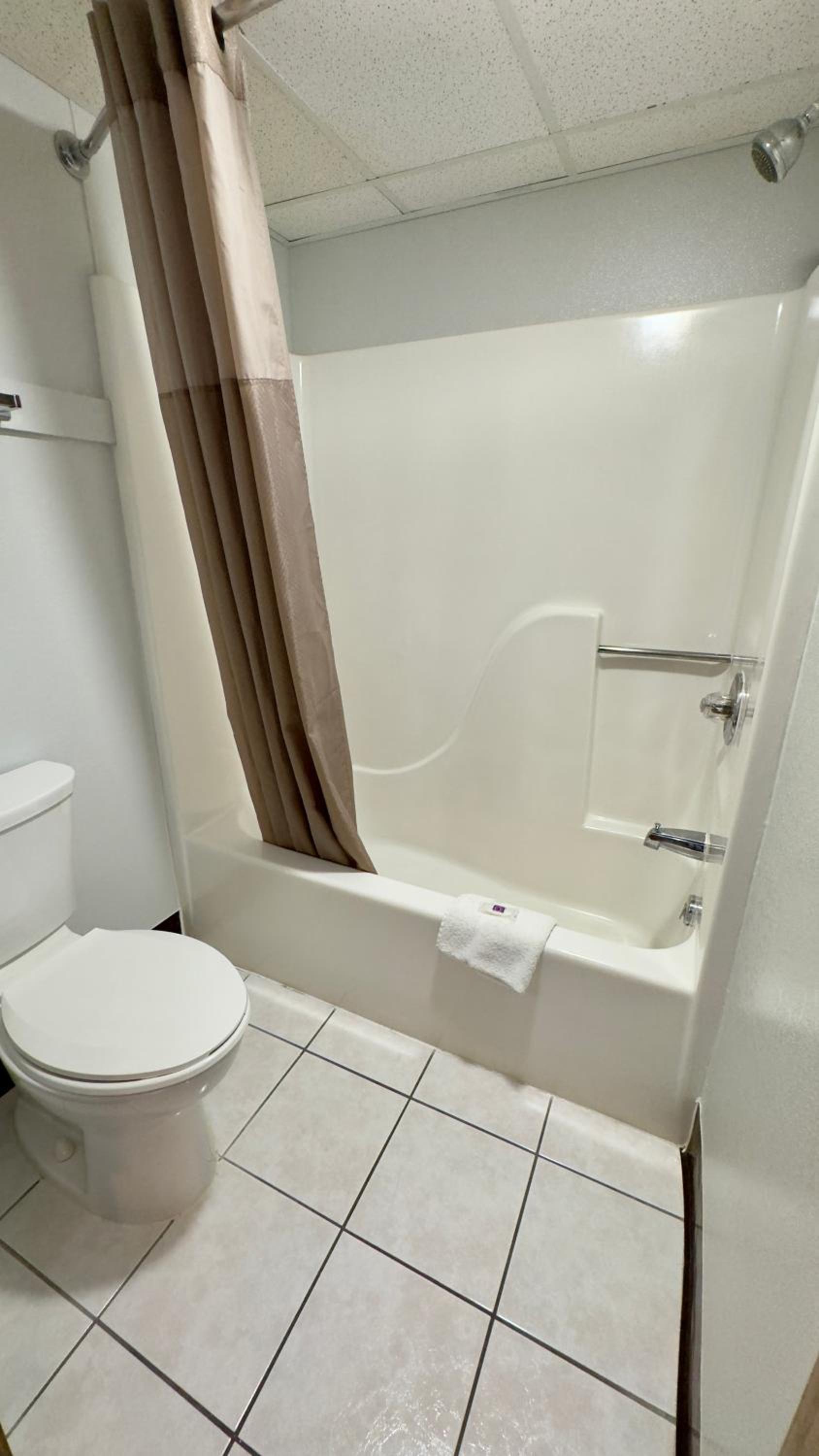 Motel 6-Dyersburg, TN photo 58