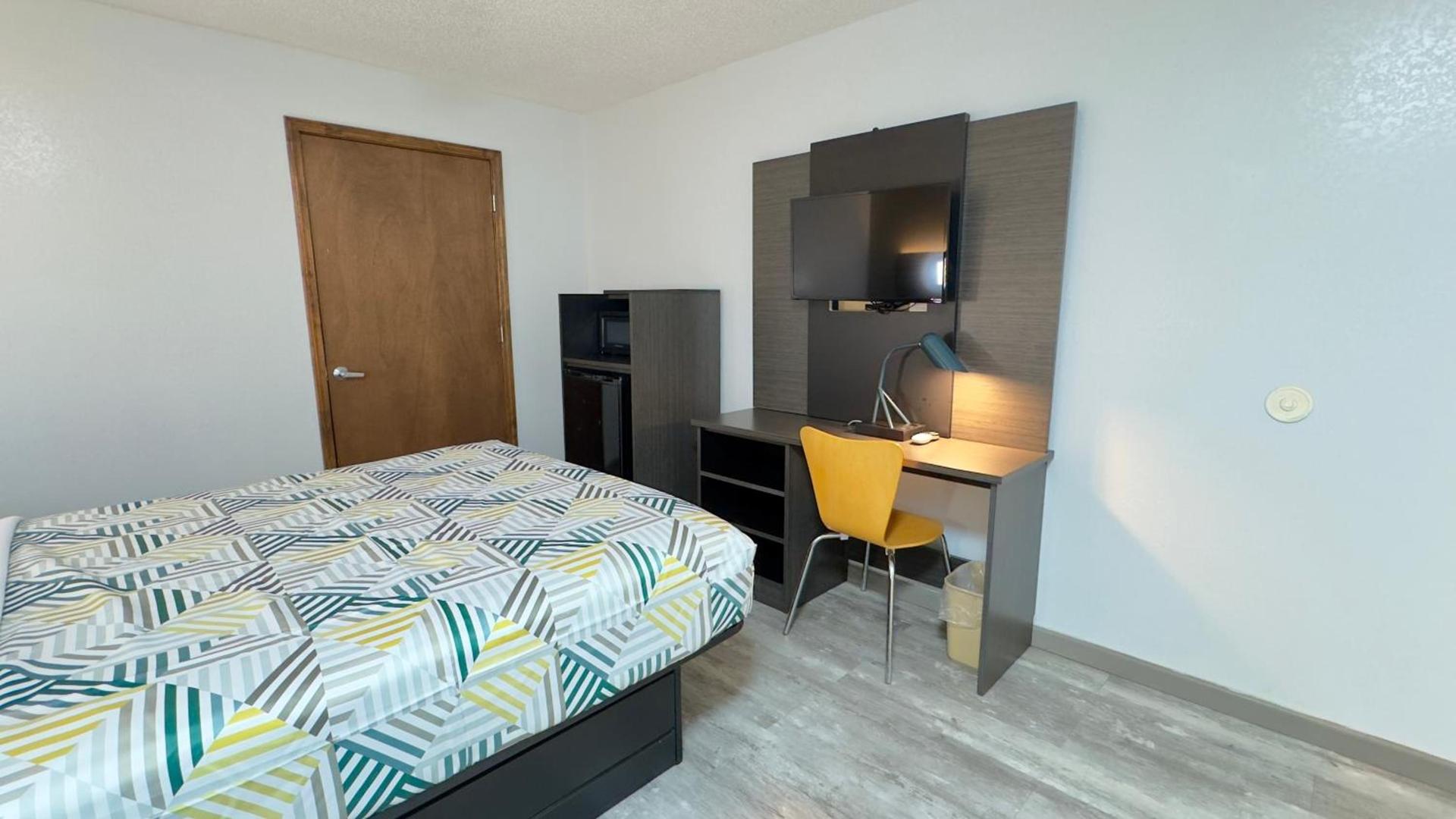 Motel 6-Dyersburg, TN photo 55