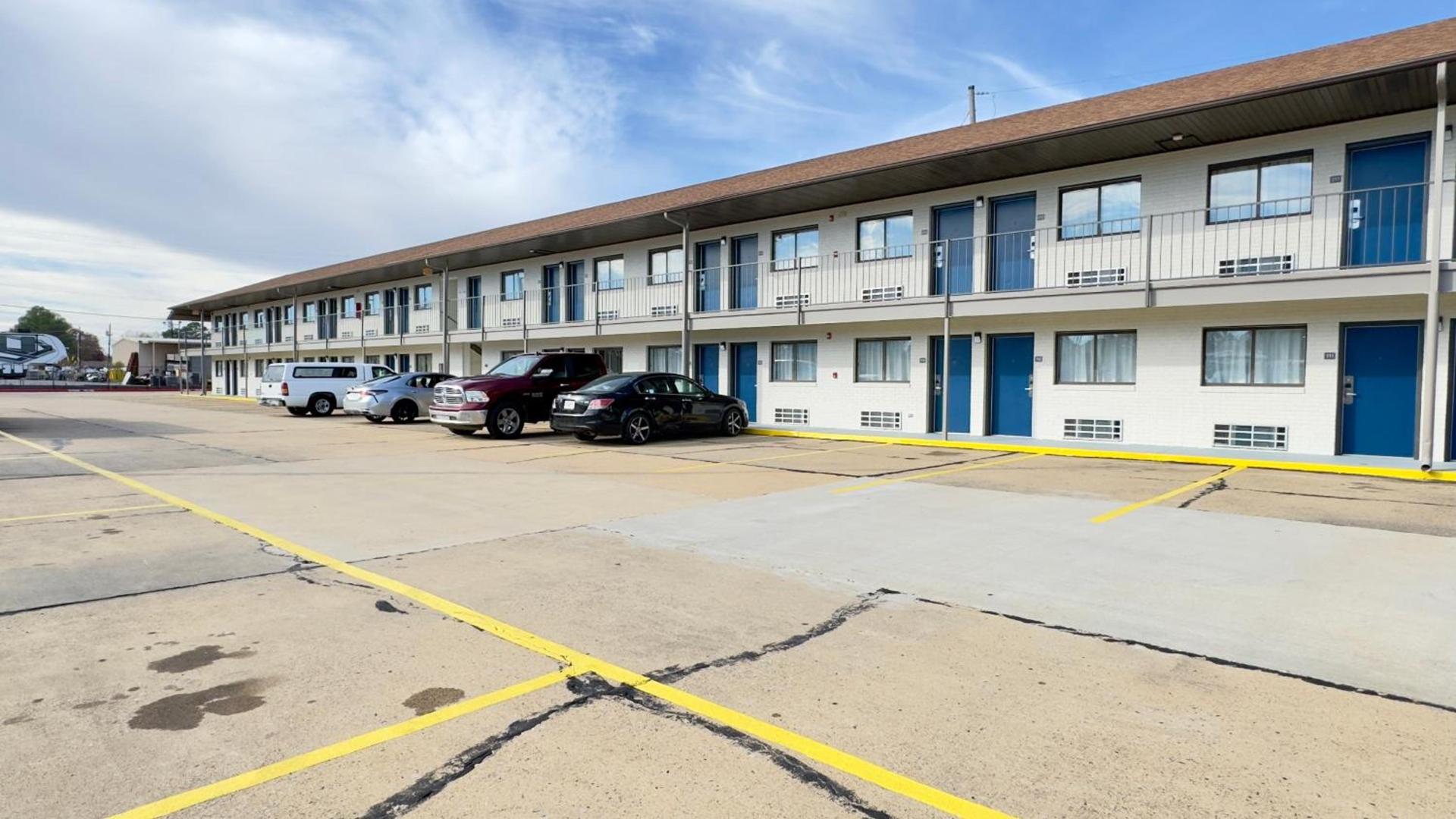 Motel 6-Dyersburg, TN photo 66