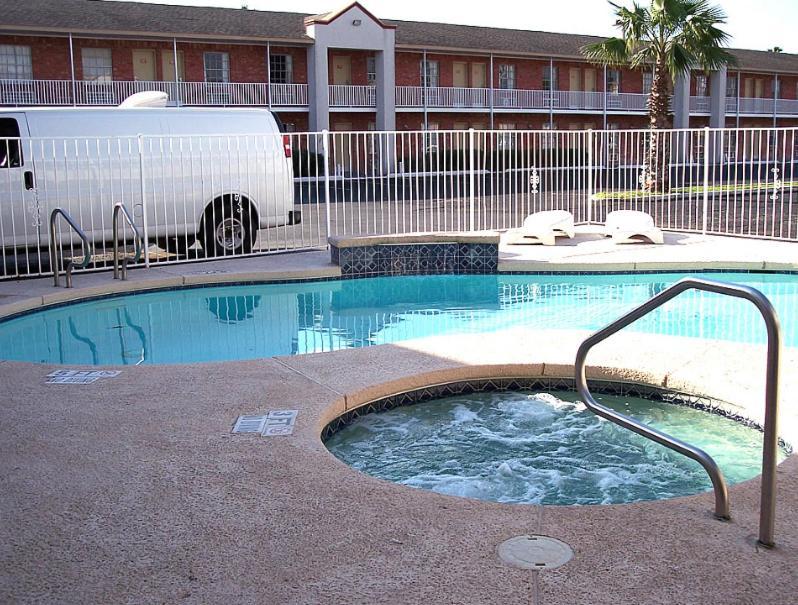 Value Inn & Suites - Harlingen photo 20