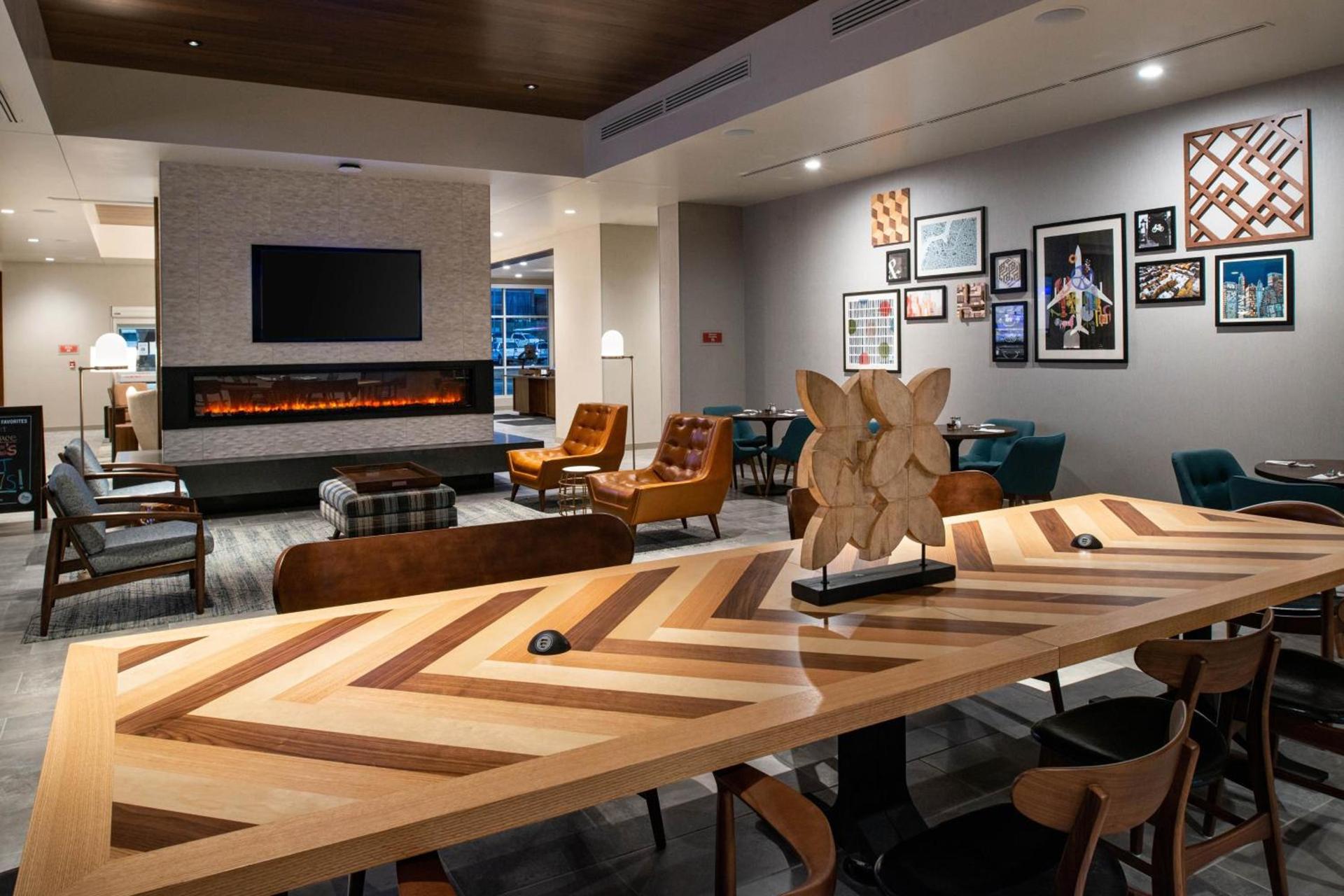 Four Points by Sheraton Kansas City Olathe photo 10