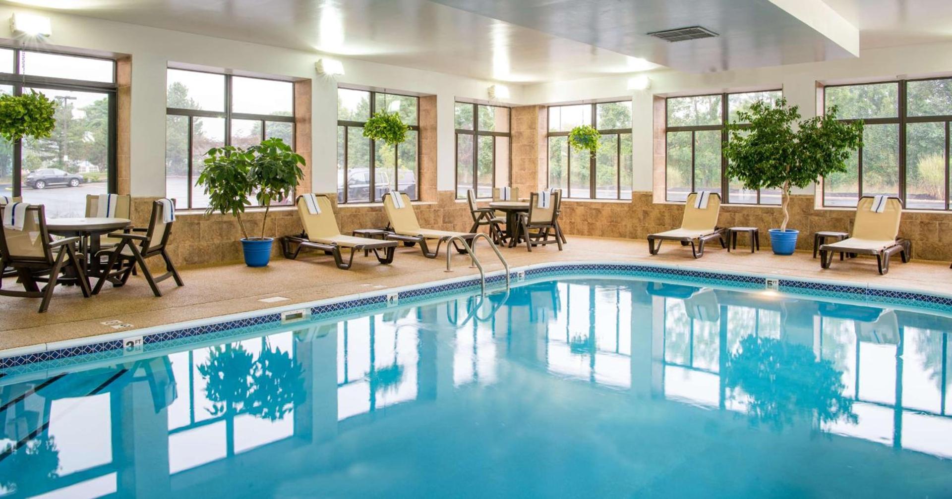Hampton Inn Cleveland-Solon photo 10