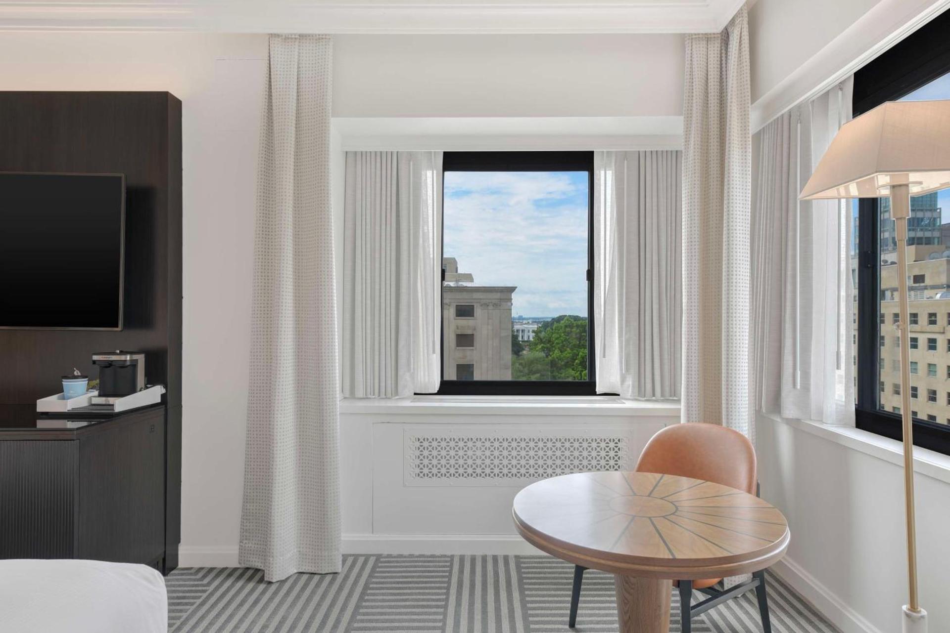 Capital Hilton photo 12