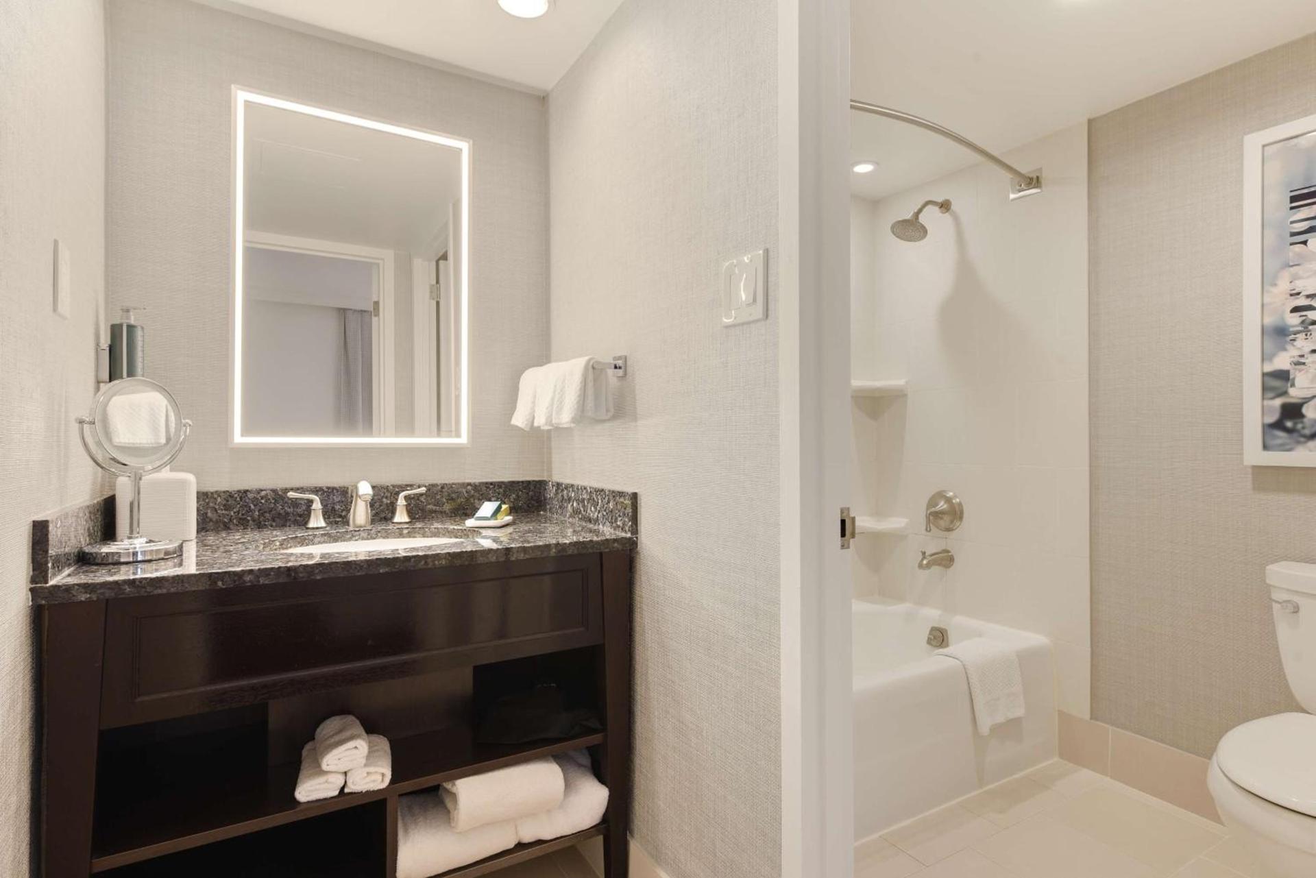 Capital Hilton photo 13