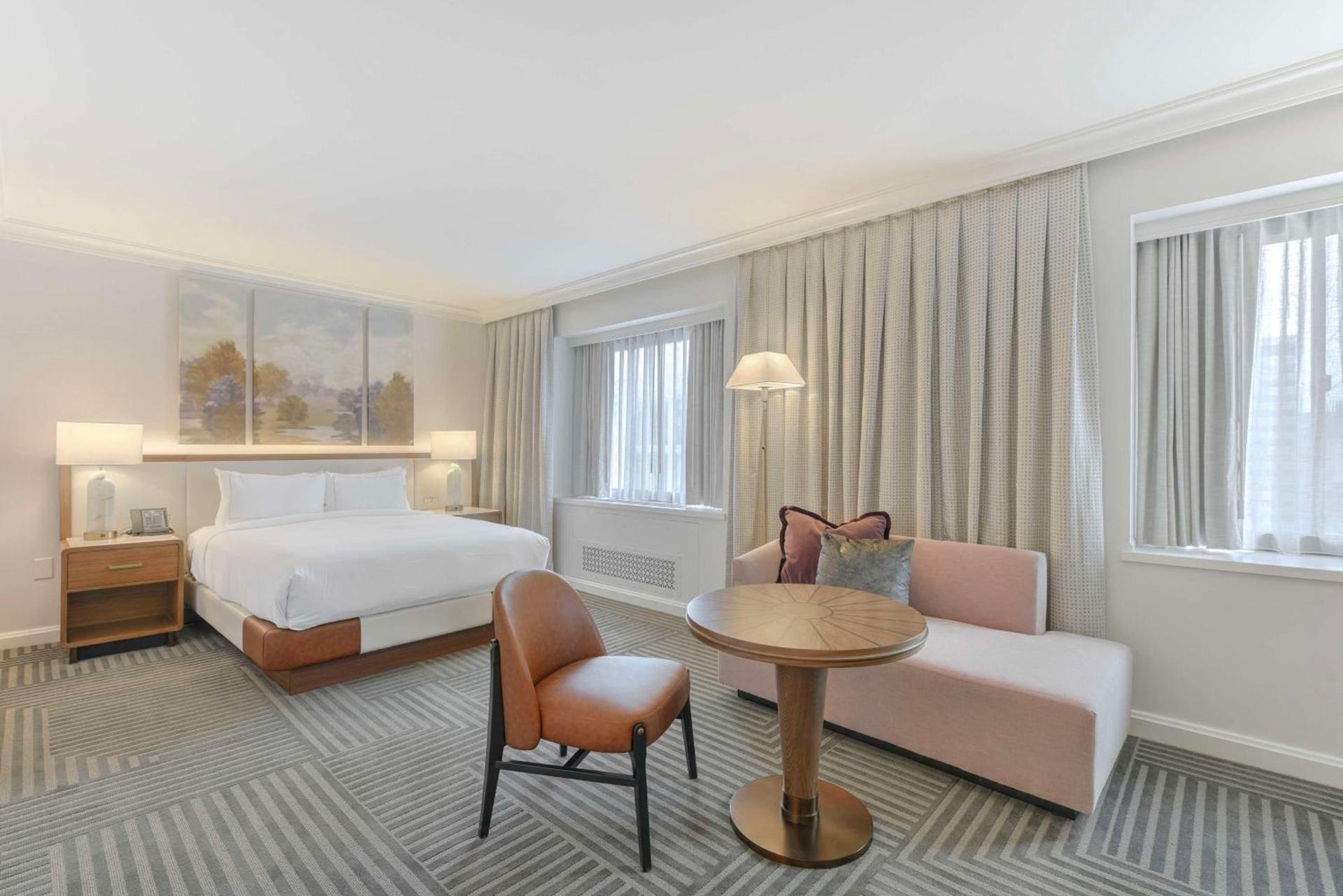 Capital Hilton photo 17