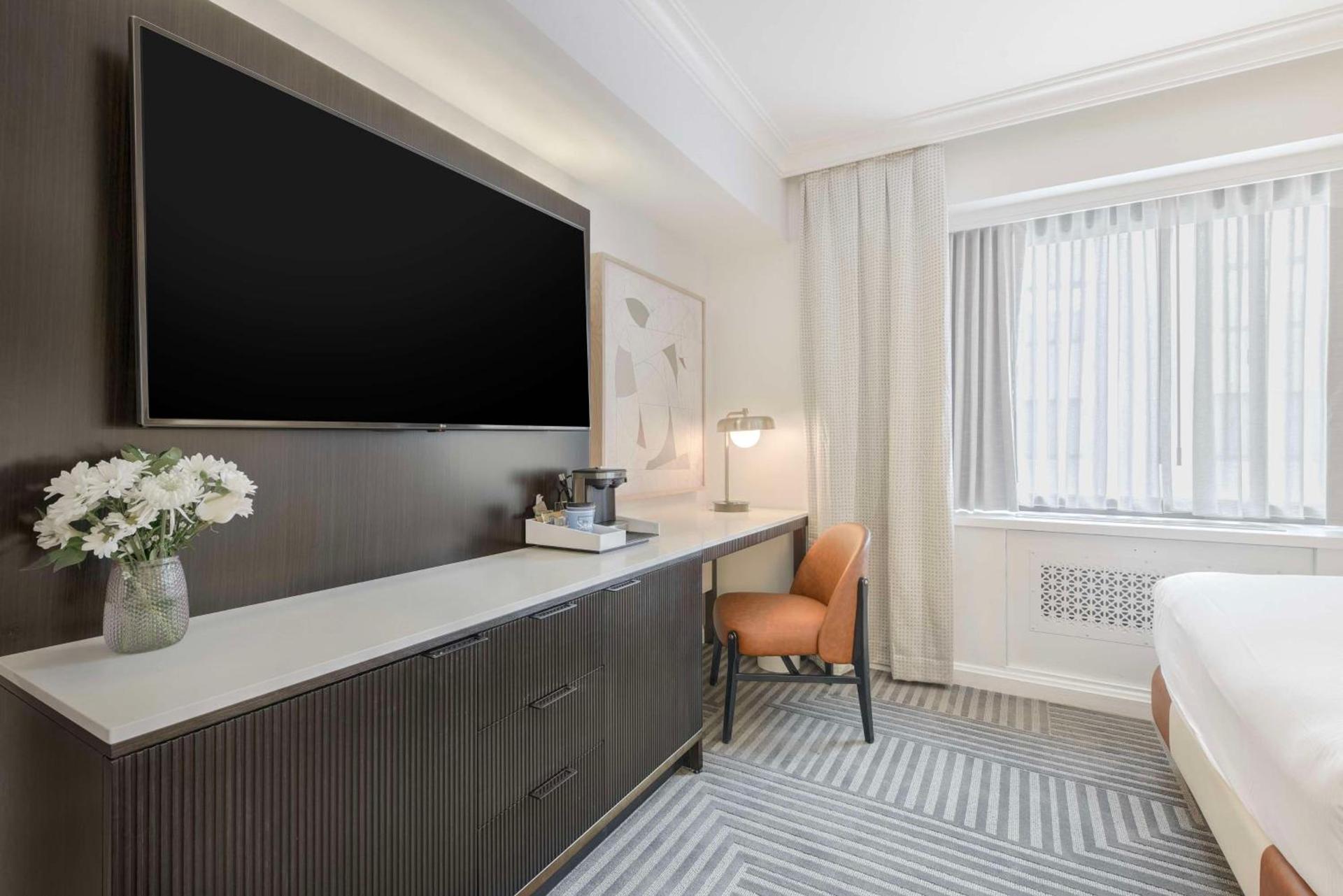 Capital Hilton photo 28