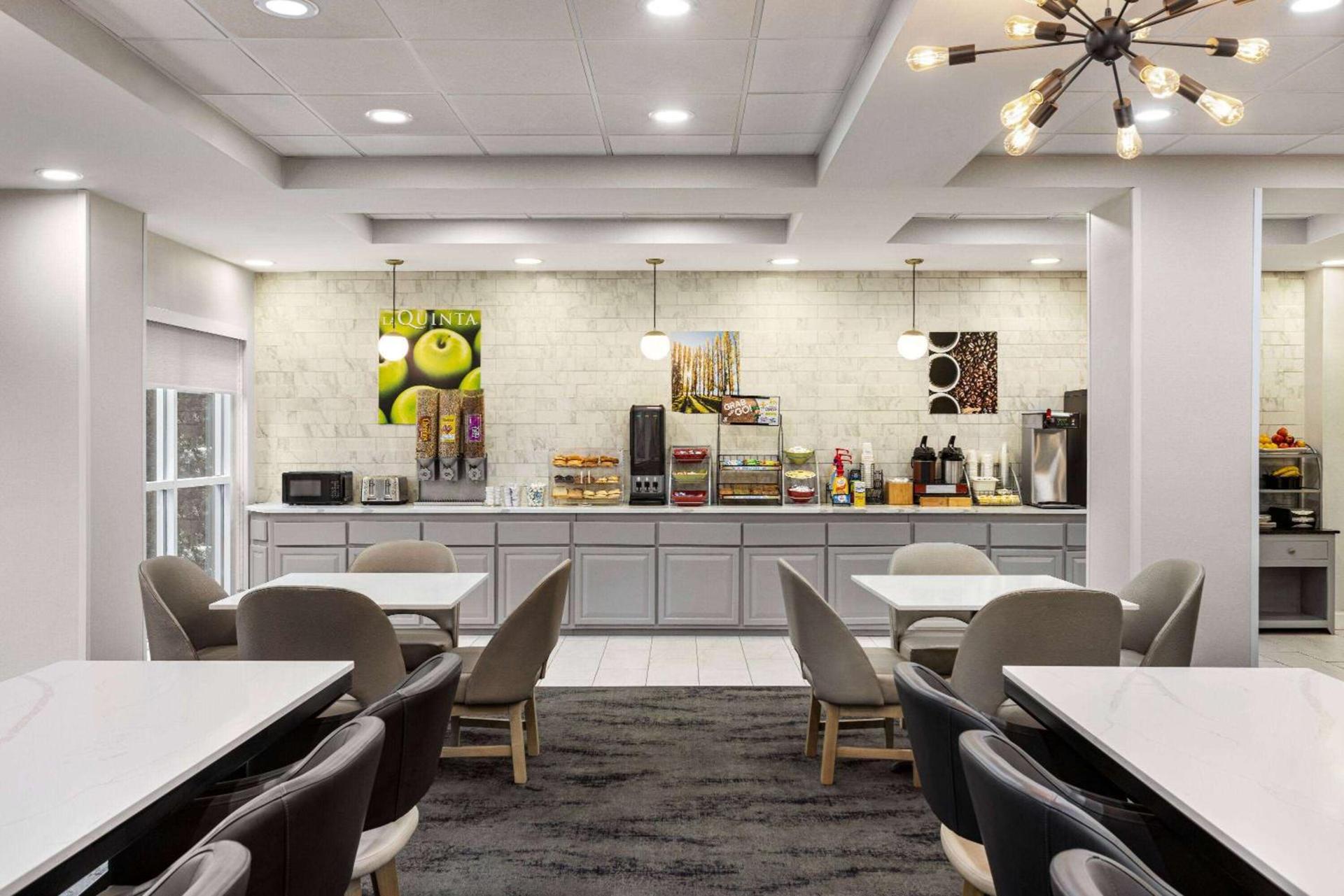 La Quinta by Wyndham Mt. Laurel - Philadelphia photo 36